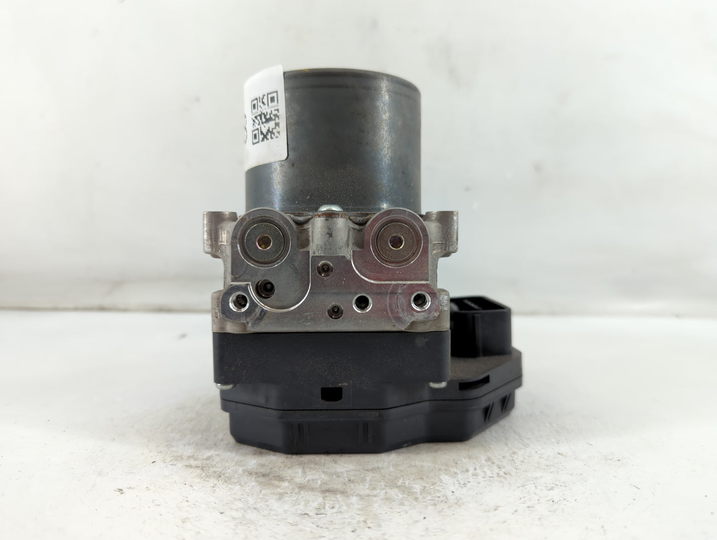 2015 Infiniti Qx60 ABS Pump Control Module Replacement P/N:133000-1600 47660 9NB0A Fits OEM Used Auto Parts - Oemusedautoparts1.com