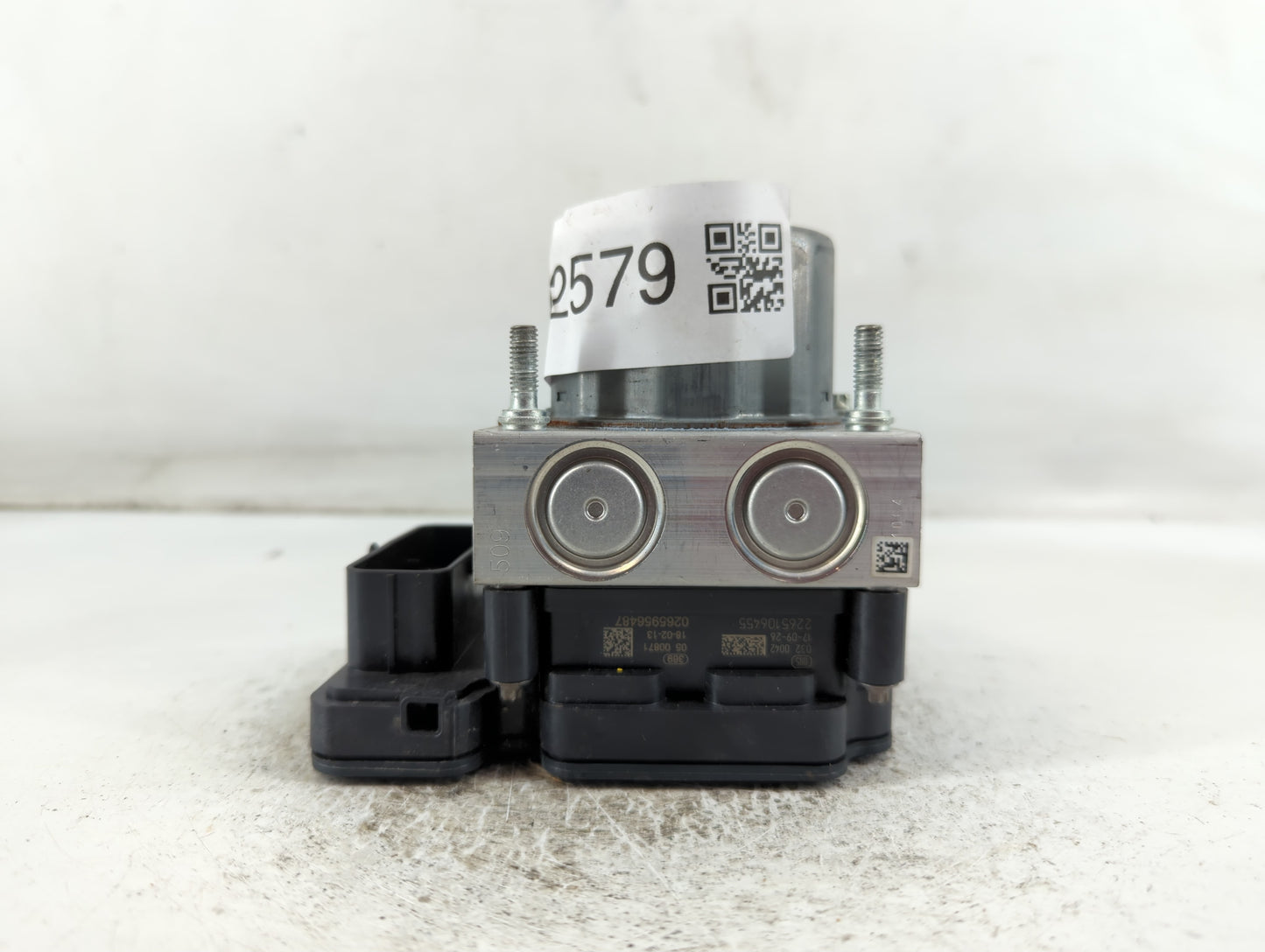 2018 Nissan Rogue ABS Pump Control Module Replacement P/N:269 829 Fits OEM Used Auto Parts - Oemusedautoparts1.com