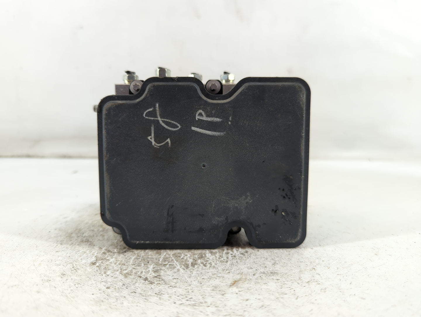 2019 Nissan Rogue Sport ABS Pump Control Module Replacement P/N:47660 6MM0A Fits OEM Used Auto Parts - Oemusedautoparts1.com