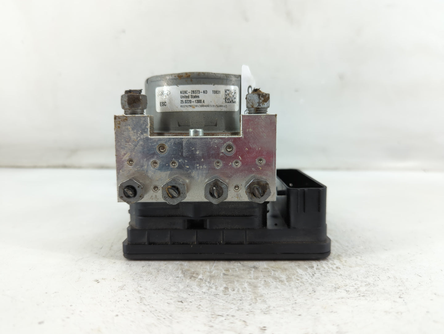 2019-2020 Lincoln Mkz ABS Pump Control Module Replacement P/N:KG9C-2B373-KD Fits Fits 2019 2020 OEM Used Auto Parts - Oemusedautoparts1.com