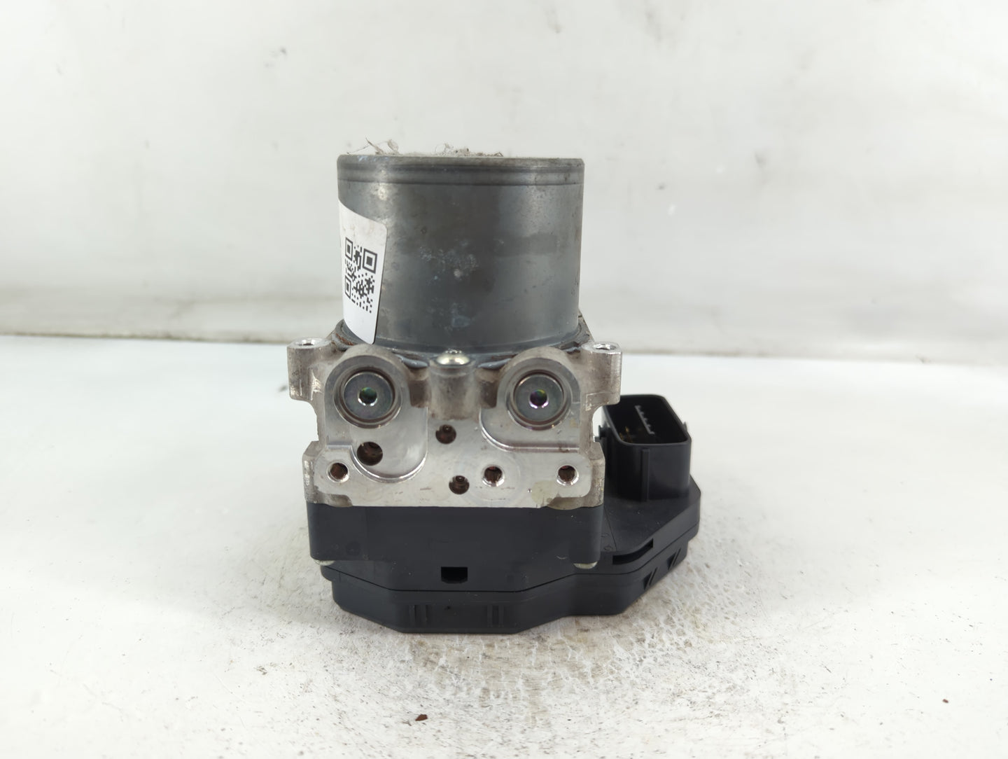 2019 Infiniti Q50 ABS Pump Control Module Replacement P/N:133230-7052 47660 4GU1A Fits OEM Used Auto Parts - Oemusedautoparts1.com