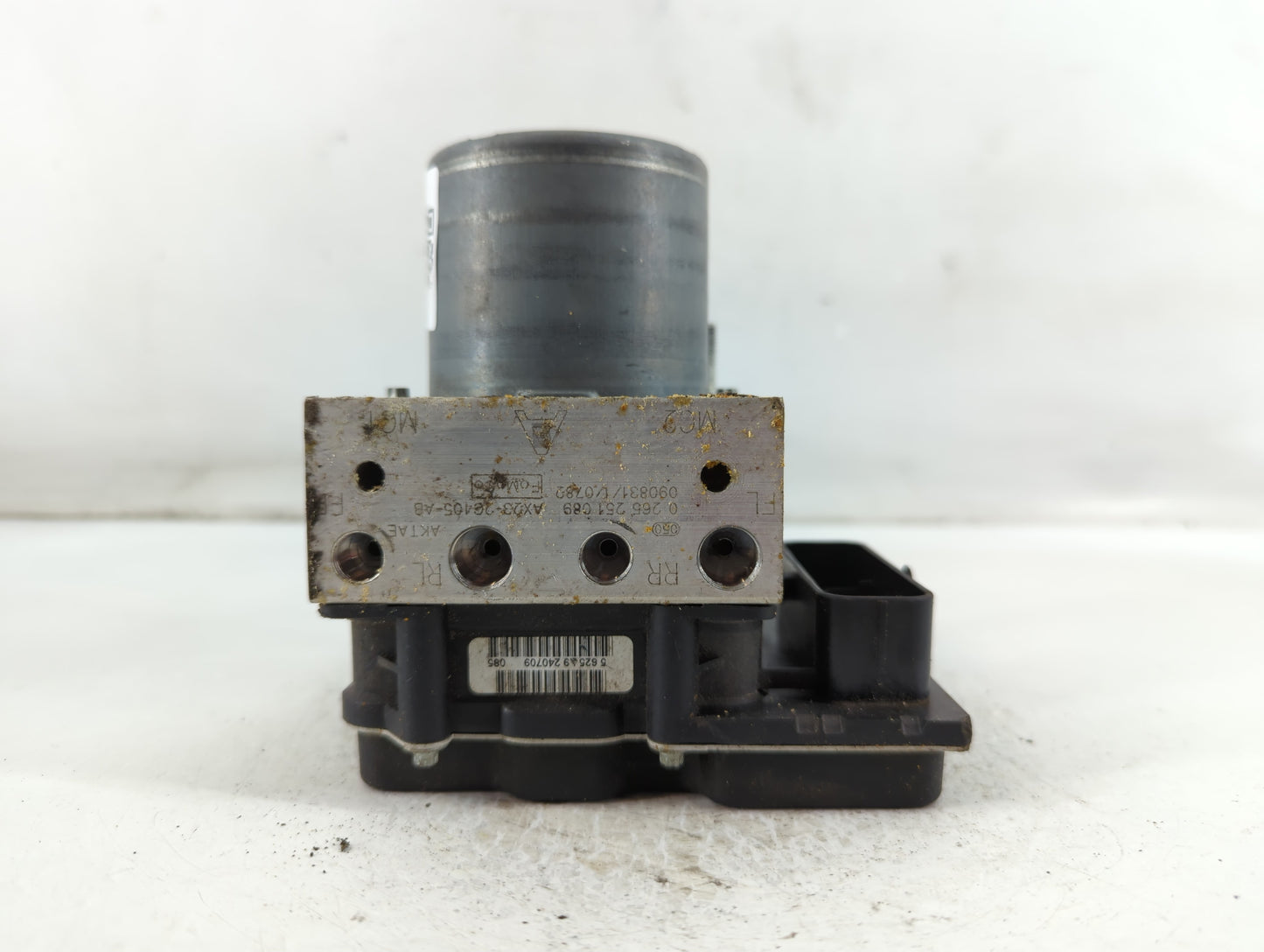 2010-2011 Jaguar Xf ABS Pump Control Module Replacement P/N:AX23-26405-AB 0 265 251 089 Fits Fits 2010 2011 OEM Used Auto Parts