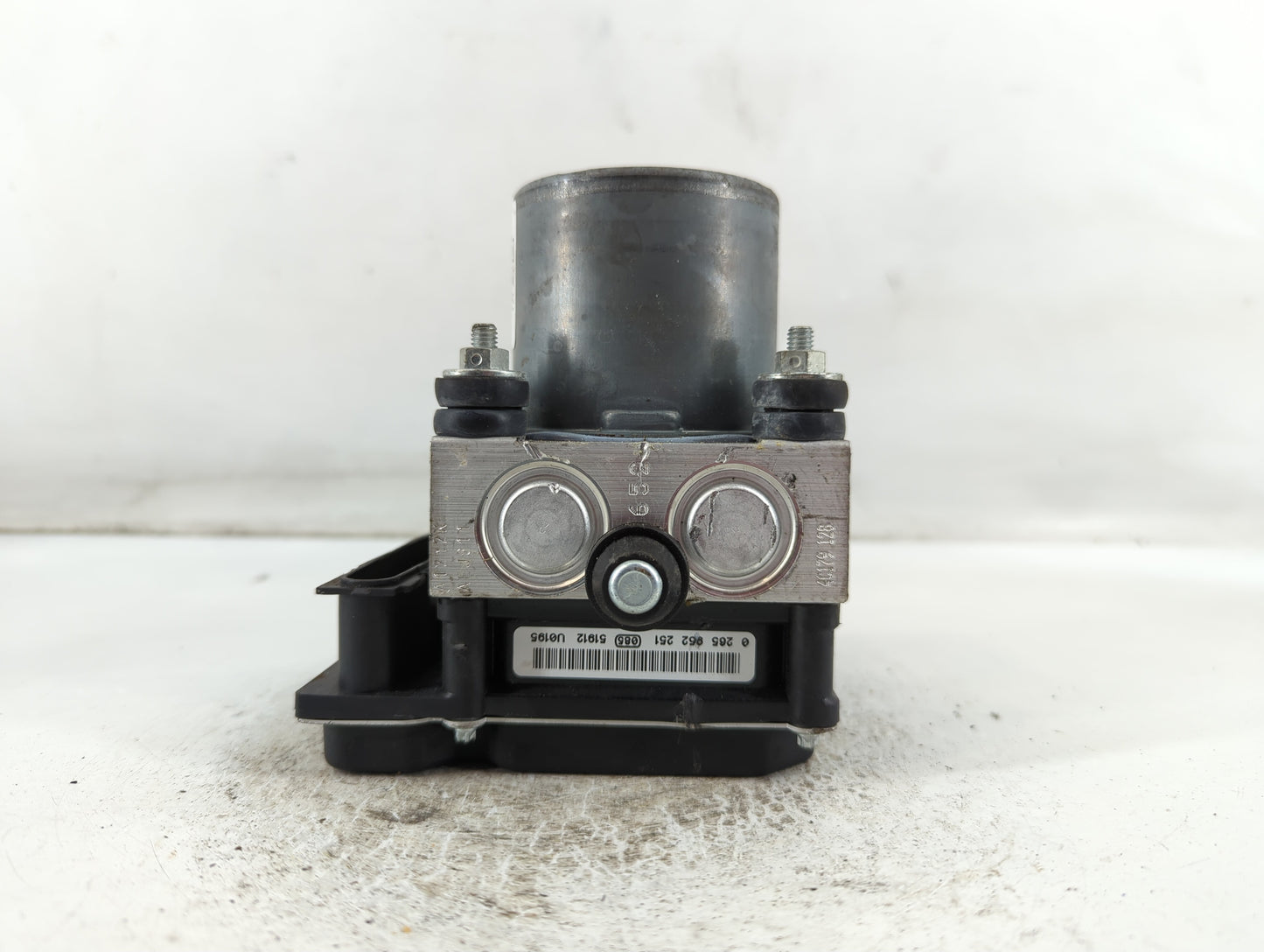 2015-2020 Nissan 370z ABS Pump Control Module Replacement P/N:0 265 252 690 47660 3GM0A Fits Fits 2015 2016 2017 2018 2019 2020 OEM Used Auto Parts - Oemusedautoparts1.com