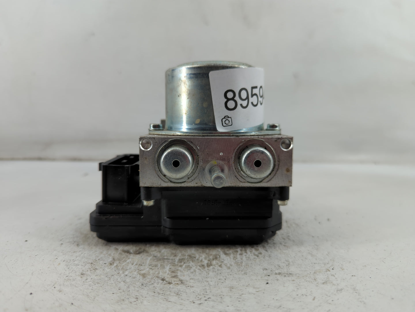 2013 Nissan Leaf ABS Pump Control Module Replacement P/N:33130549 Fits OEM Used Auto Parts - Oemusedautoparts1.com