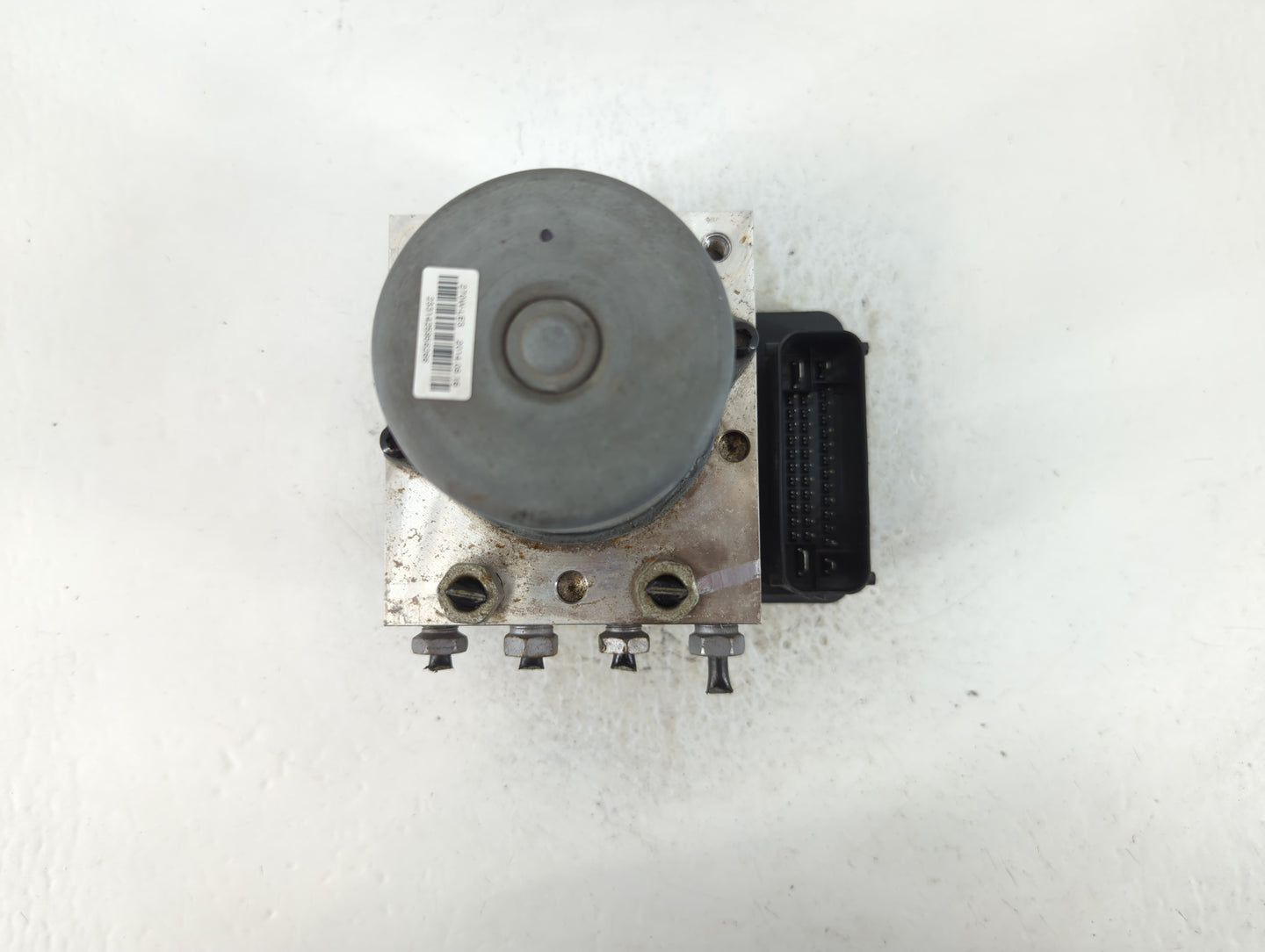 2015-2016 Chevrolet Sonic ABS Pump Control Module Replacement P/N:94781825 Fits Fits 2015 2016 OEM Used Auto Parts - Oemusedautoparts1.com