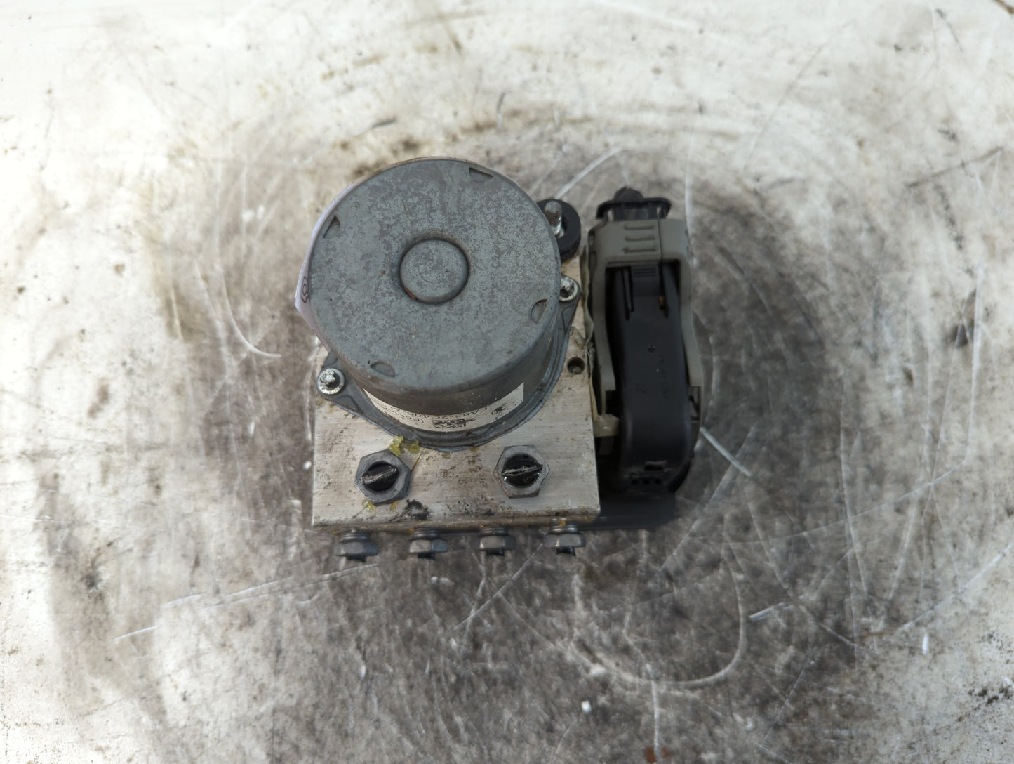 2014-2019 Ford Flex ABS Pump Control Module Replacement P/N:FA83-2C405-A Fits Fits 2014 2015 2016 2017 2018 2019 OEM Used Auto Parts