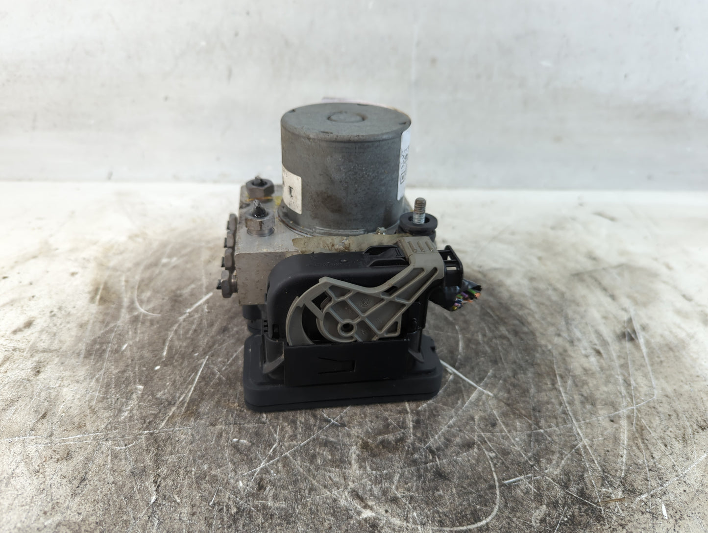 2014-2019 Ford Flex ABS Pump Control Module Replacement P/N:FA83-2C405-A Fits Fits 2014 2015 2016 2017 2018 2019 OEM Used Auto Parts