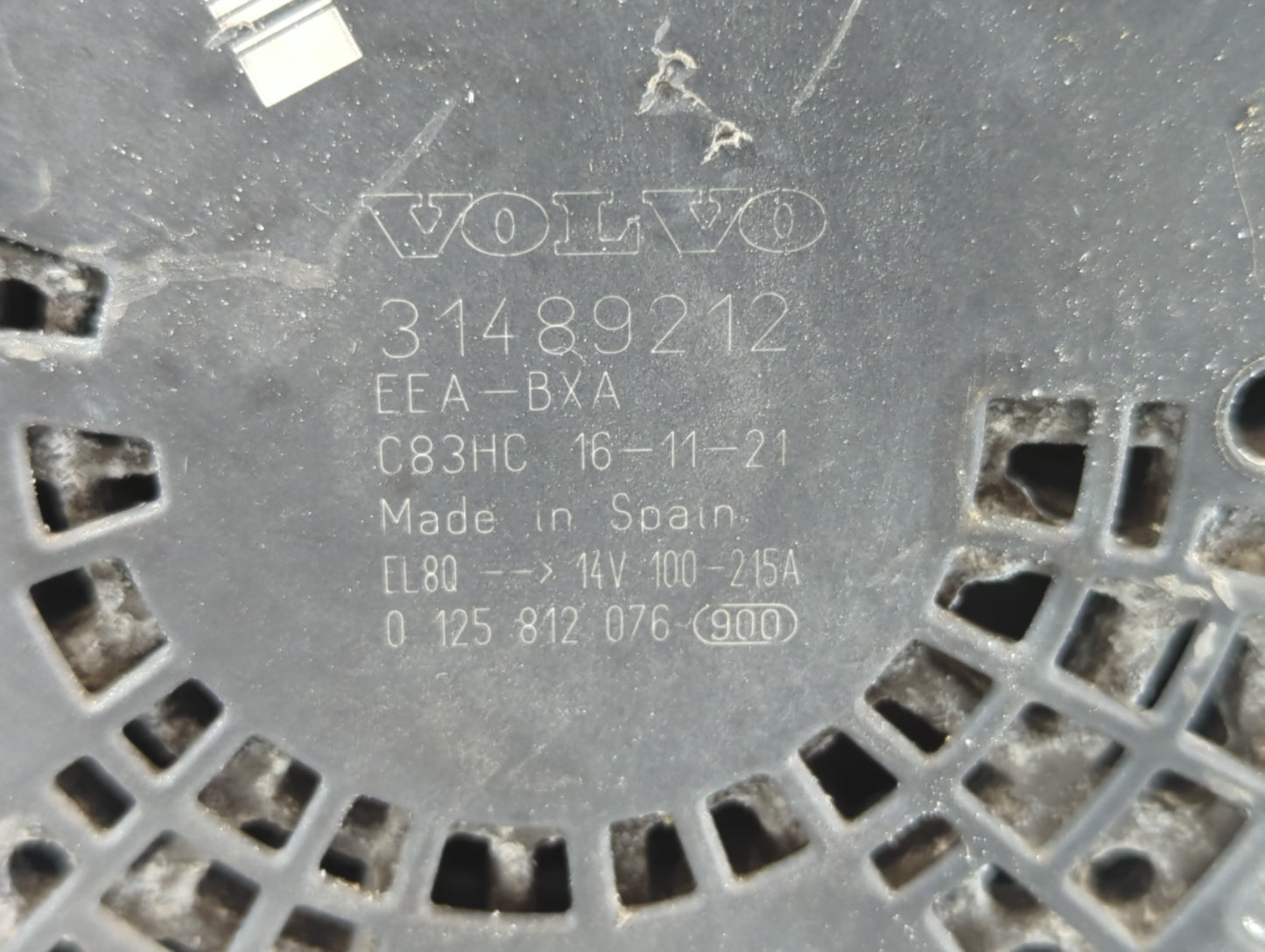 2016-2017 Volvo Xc60 Alternator Replacement Generator Charging Assembly Engine OEM P/N:31489212 Fits Fits 2016 2017 2018 OEM Used Auto Parts