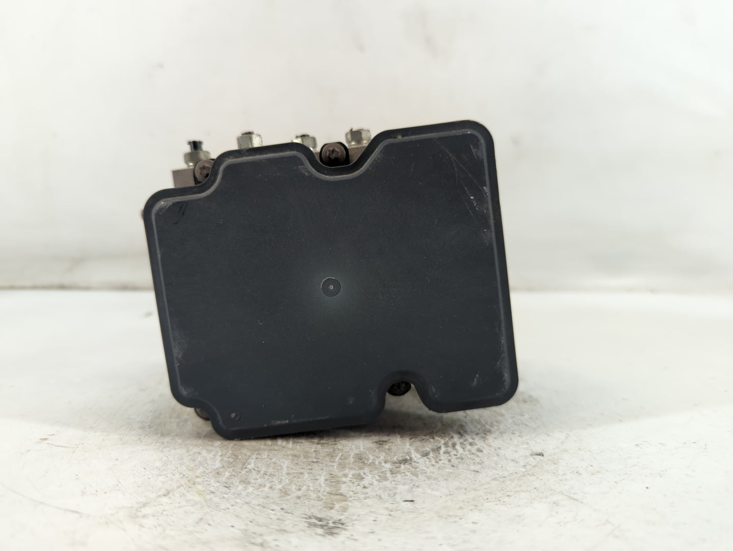 2015-2016 Nissan Rogue ABS Pump Control Module Replacement P/N:47660 5HA0A Fits Fits 2015 2016 OEM Used Auto Parts - Oemusedautoparts1.com