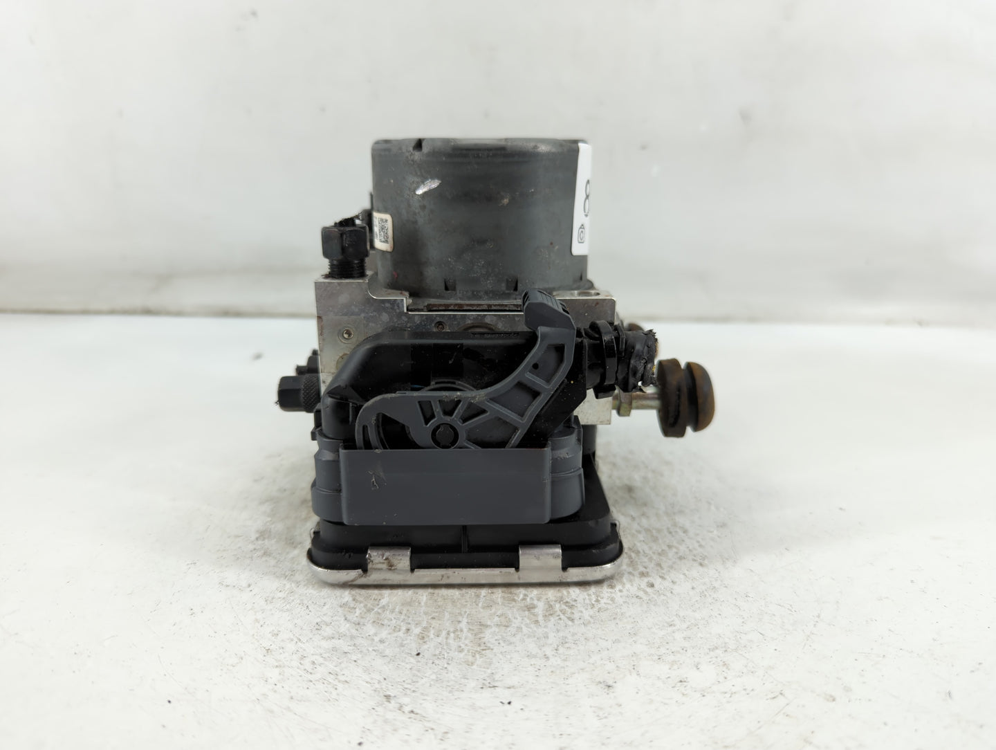 2018-2021 Hyundai Kona ABS Pump Control Module Replacement P/N:58900-J9100 Fits Fits 2018 2019 2020 2021 OEM Used Auto Parts - Oemusedautoparts1.com
