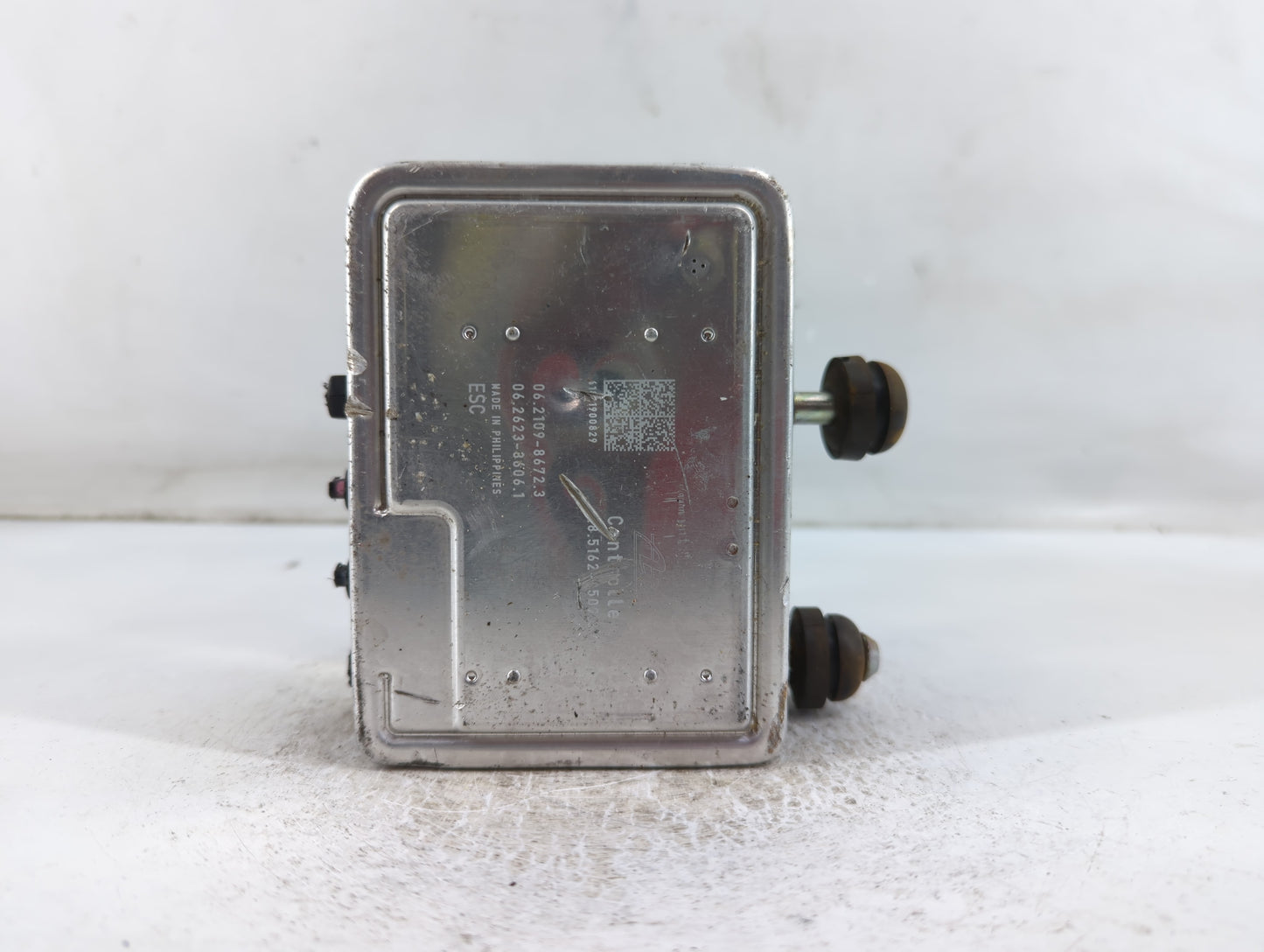 2018-2021 Hyundai Kona ABS Pump Control Module Replacement P/N:58900-J9100 Fits Fits 2018 2019 2020 2021 OEM Used Auto Parts - Oemusedautoparts1.com