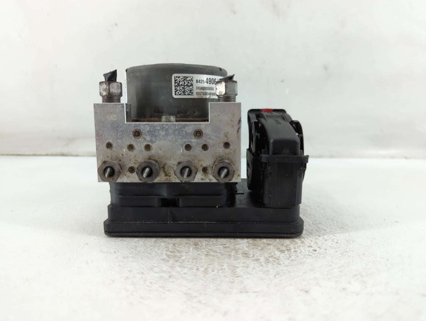 2018-2019 Chevrolet Equinox ABS Pump Control Module Replacement P/N:84254906 Fits Fits 2018 2019 2020 2021 OEM Used Auto Parts - Oemusedautoparts1.com