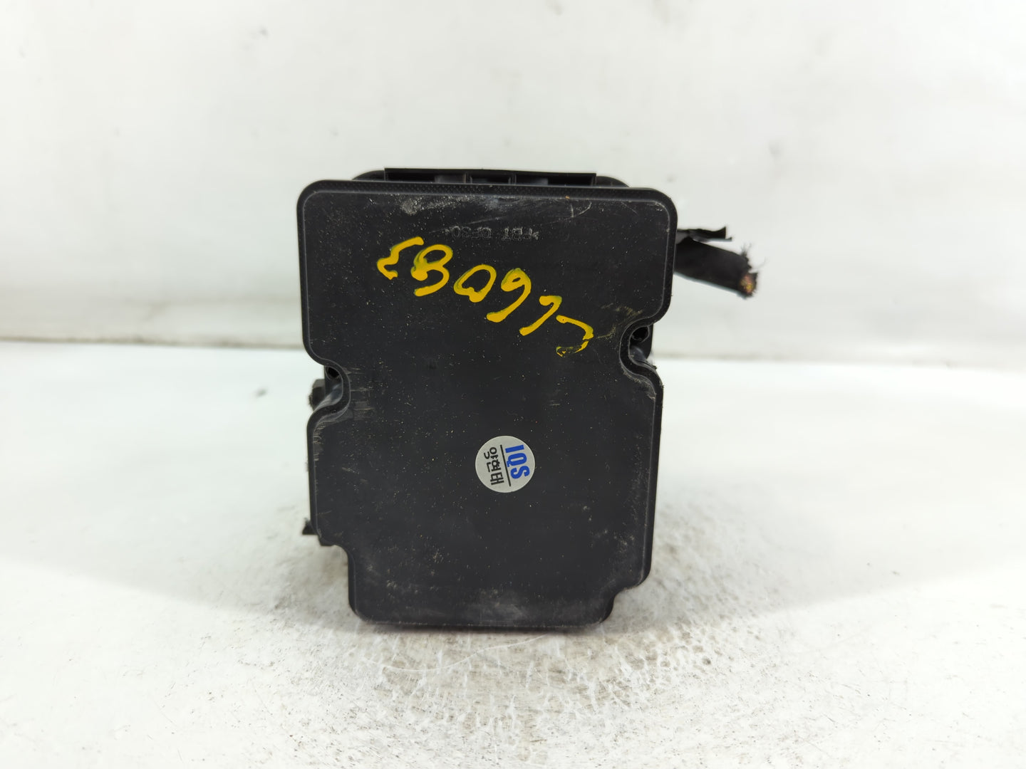 2014-2016 Kia Optima ABS Pump Control Module Replacement P/N:58500-4U701 Fits Fits 2014 2015 2016 OEM Used Auto Parts - Oemusedautoparts1.com