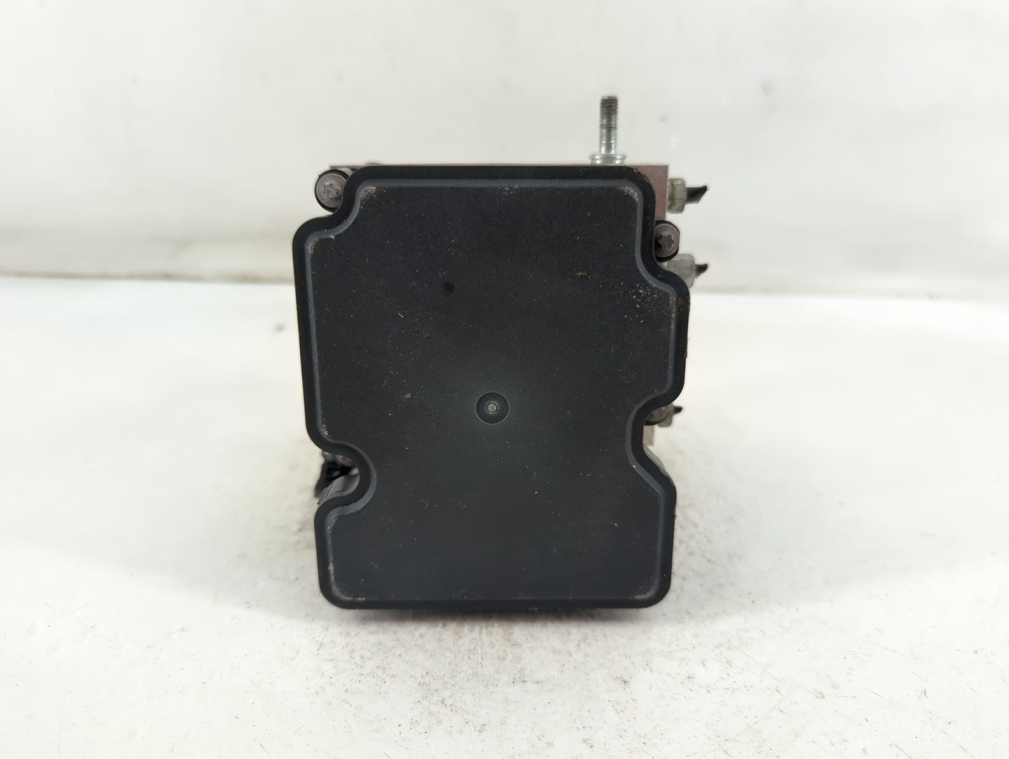 2018-2020 Nissan Rogue ABS Pump Control Module Replacement P/N:0 265 259 442 Fits Fits 2018 2019 2020 OEM Used Auto Parts - Oemusedautoparts1.com