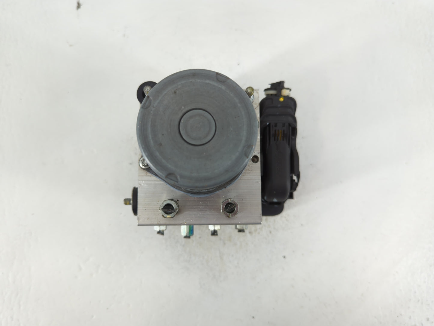 2019-2020 Infiniti Qx50 ABS Pump Control Module Replacement P/N:47660 5NY00 Fits Fits 2019 2020 OEM Used Auto Parts - Oemusedautoparts1.com