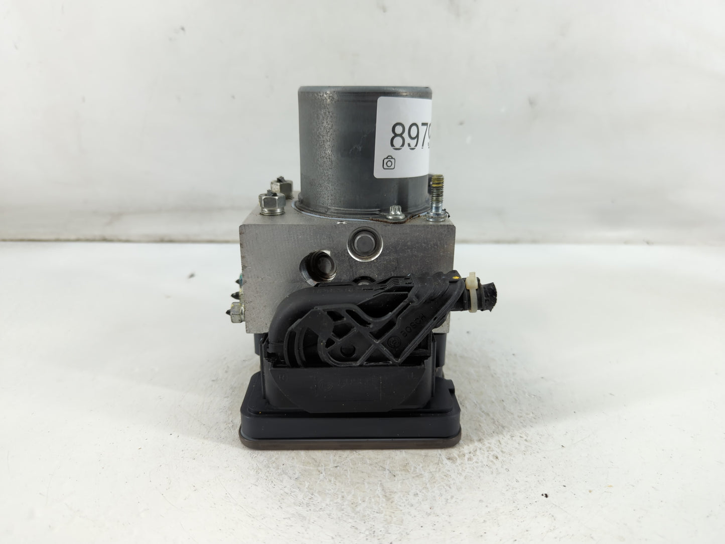 2019-2020 Infiniti Qx50 ABS Pump Control Module Replacement P/N:47660 5NY00 Fits Fits 2019 2020 OEM Used Auto Parts - Oemusedautoparts1.com