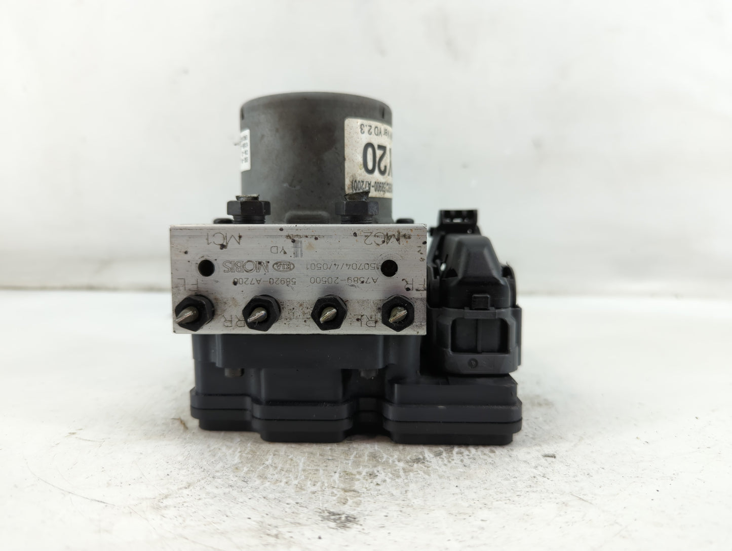 2014-2016 Kia Forte ABS Pump Control Module Replacement P/N:58900-A7200 Fits Fits 2014 2015 2016 OEM Used Auto Parts - Oemusedautoparts1.com