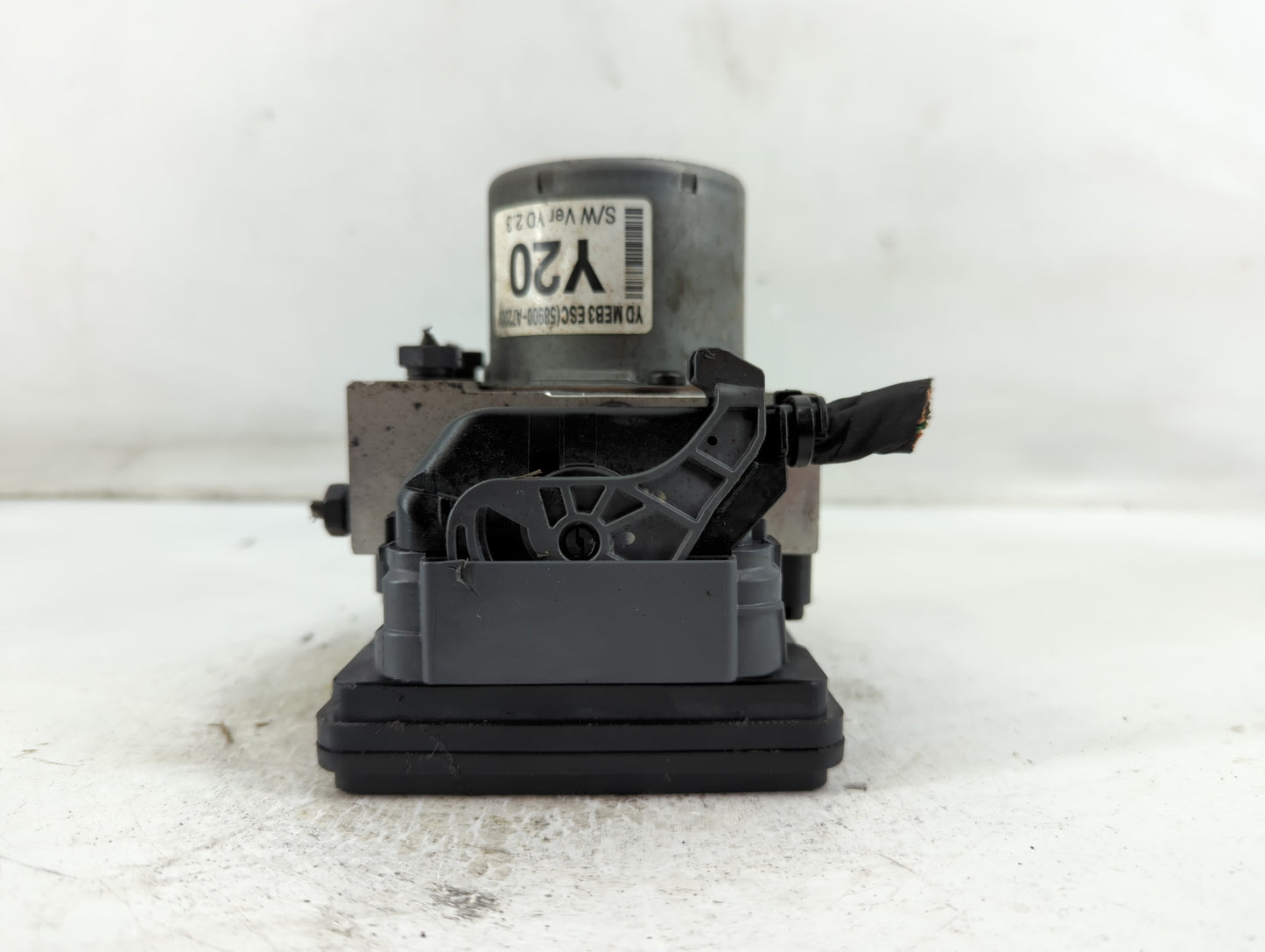 2014-2016 Kia Forte ABS Pump Control Module Replacement P/N:58900-A7200 Fits Fits 2014 2015 2016 OEM Used Auto Parts - Oemusedautoparts1.com