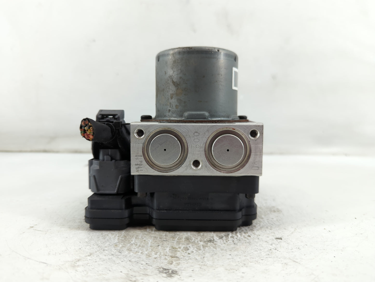 2014-2016 Kia Forte ABS Pump Control Module Replacement P/N:58900-A7200 Fits Fits 2014 2015 2016 OEM Used Auto Parts - Oemusedautoparts1.com