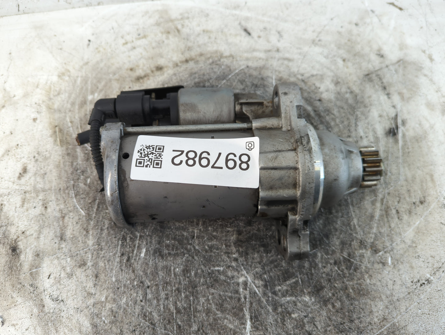 2014-2017 Volkswagen Beetle Car Starter Motor Solenoid OEM P/N:02M 911 024 R Fits Fits 2014 2015 2016 2017 OEM Used Auto Parts - Oemusedautoparts1.com