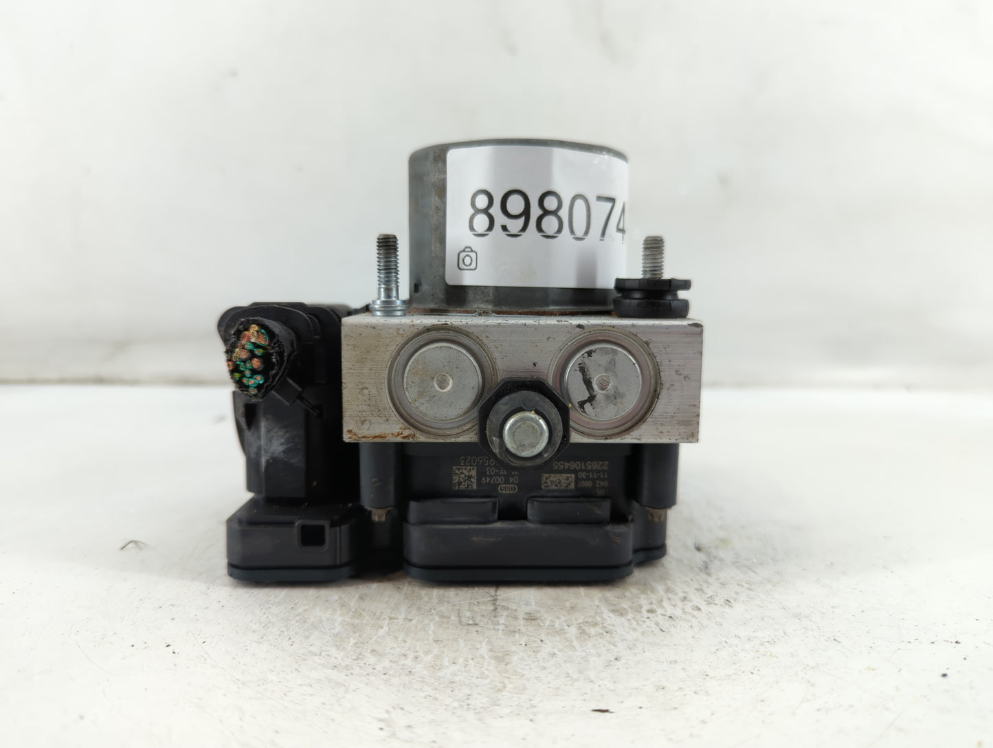 2012 Chrysler Town & Country ABS Pump Control Module Replacement P/N:P05154911AE Fits OEM Used Auto Parts - Oemusedautoparts1.com