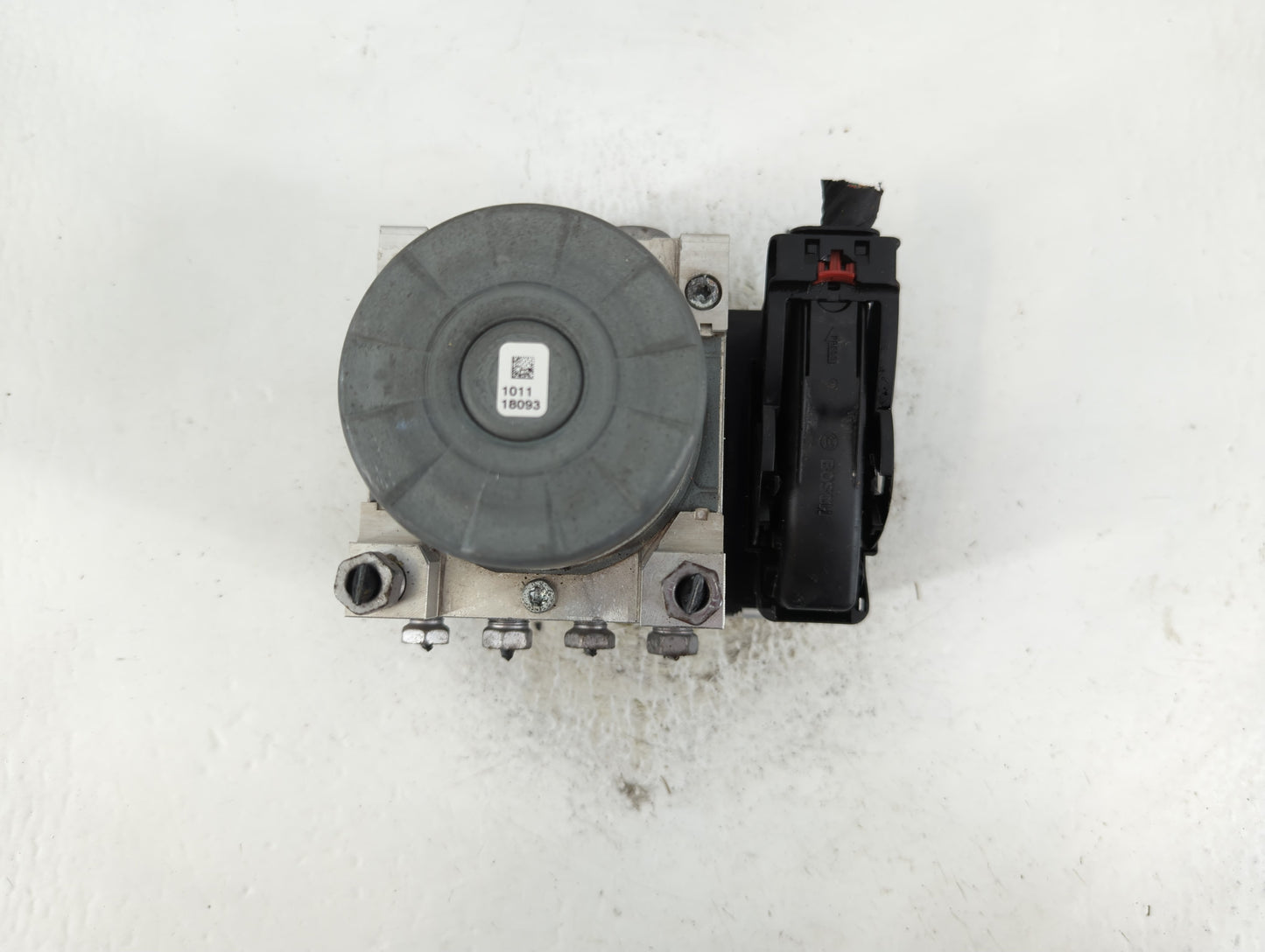 2020 Chevrolet Equinox ABS Pump Control Module Replacement P/N:84715330 846556976 Fits Fits 2021 OEM Used Auto Parts - Oemusedautoparts1.com