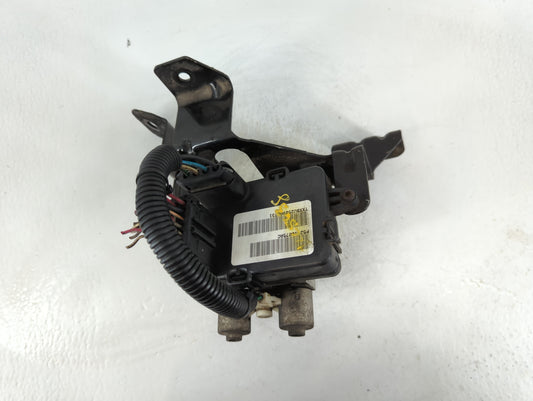 2000-2001 Dodge Ram 1500 ABS Pump Control Module Replacement P/N:P52010075AC Fits Fits 2000 2001 OEM Used Auto Parts