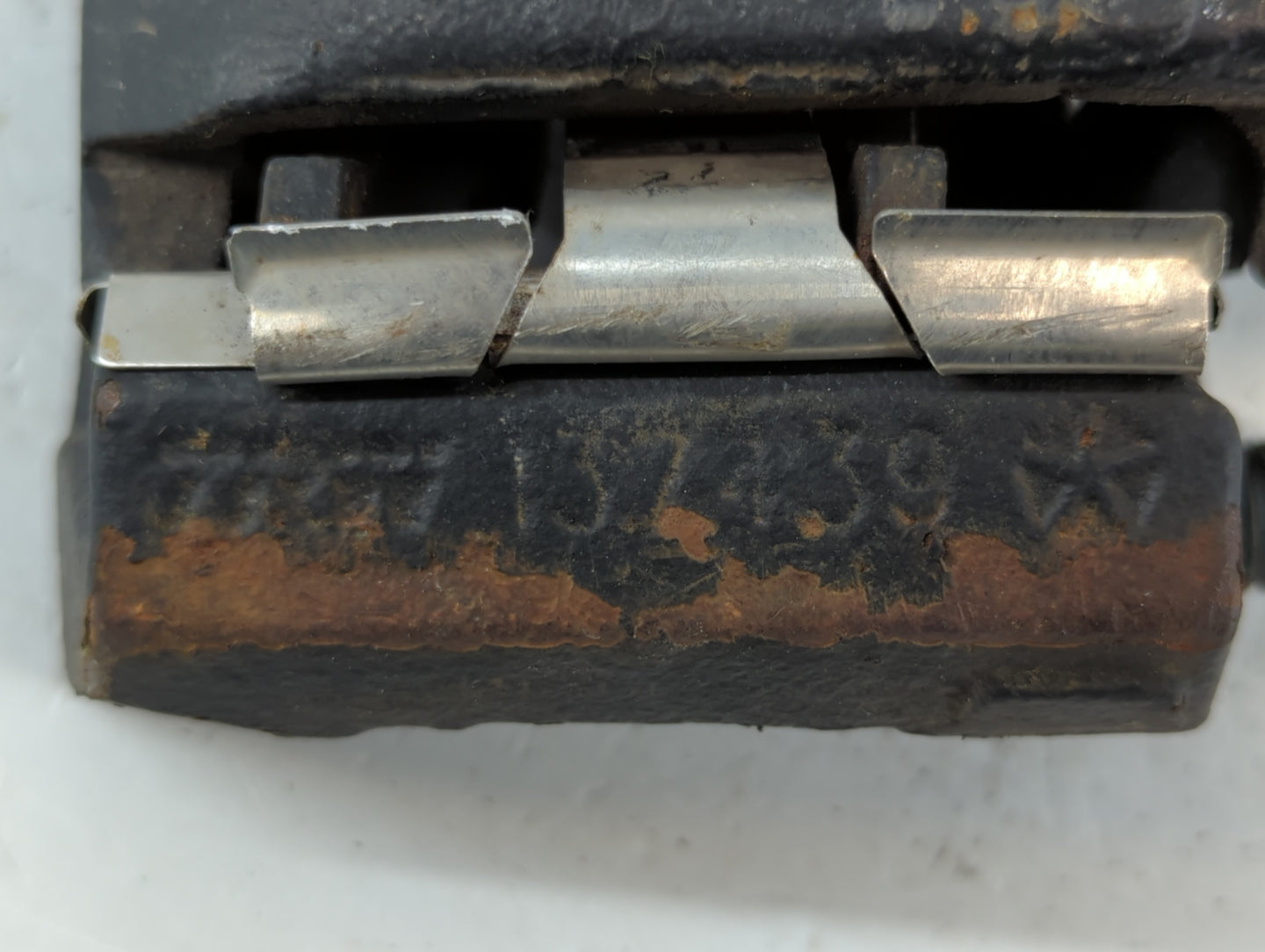 2003-2005 Dodge Durango Rear Passenger Right Brake Caliper - Oemusedautoparts1.com