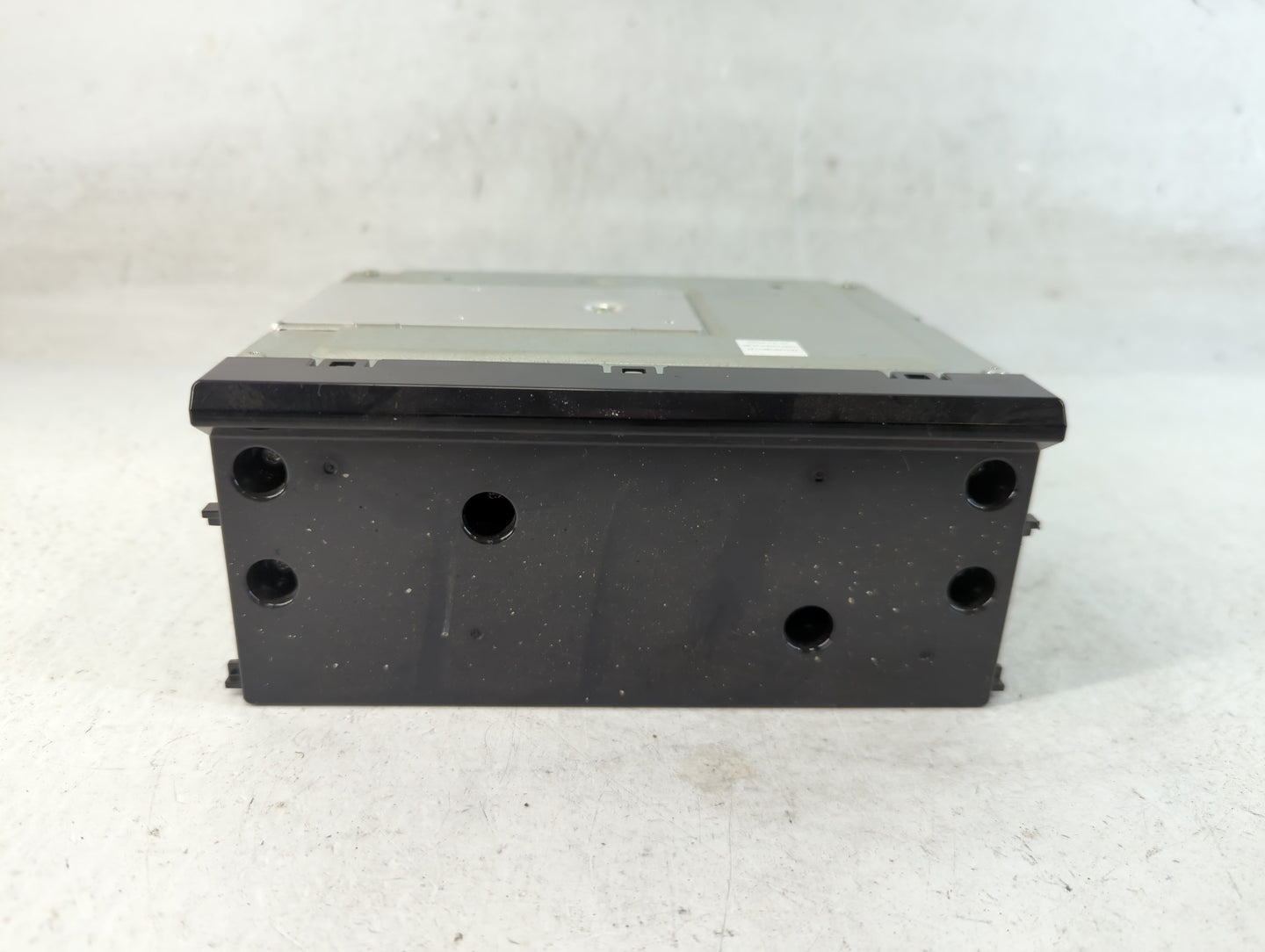 2018-2022 Honda Cr-V Radio AM FM Cd Player Receiver Replacement P/N:991KP560 Fits Fits 2018 2019 2020 2021 2022 OEM Used Auto Parts - Oemusedautoparts1.com