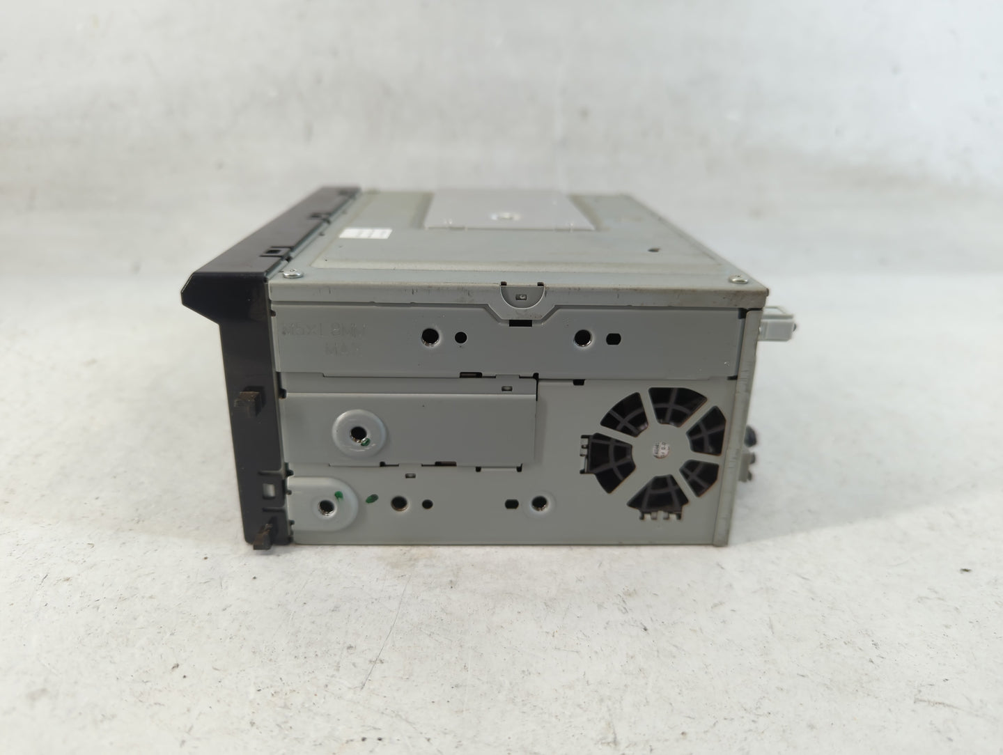 2018-2022 Honda Cr-V Radio AM FM Cd Player Receiver Replacement P/N:991KP560 Fits Fits 2018 2019 2020 2021 2022 OEM Used Auto Parts - Oemusedautoparts1.com
