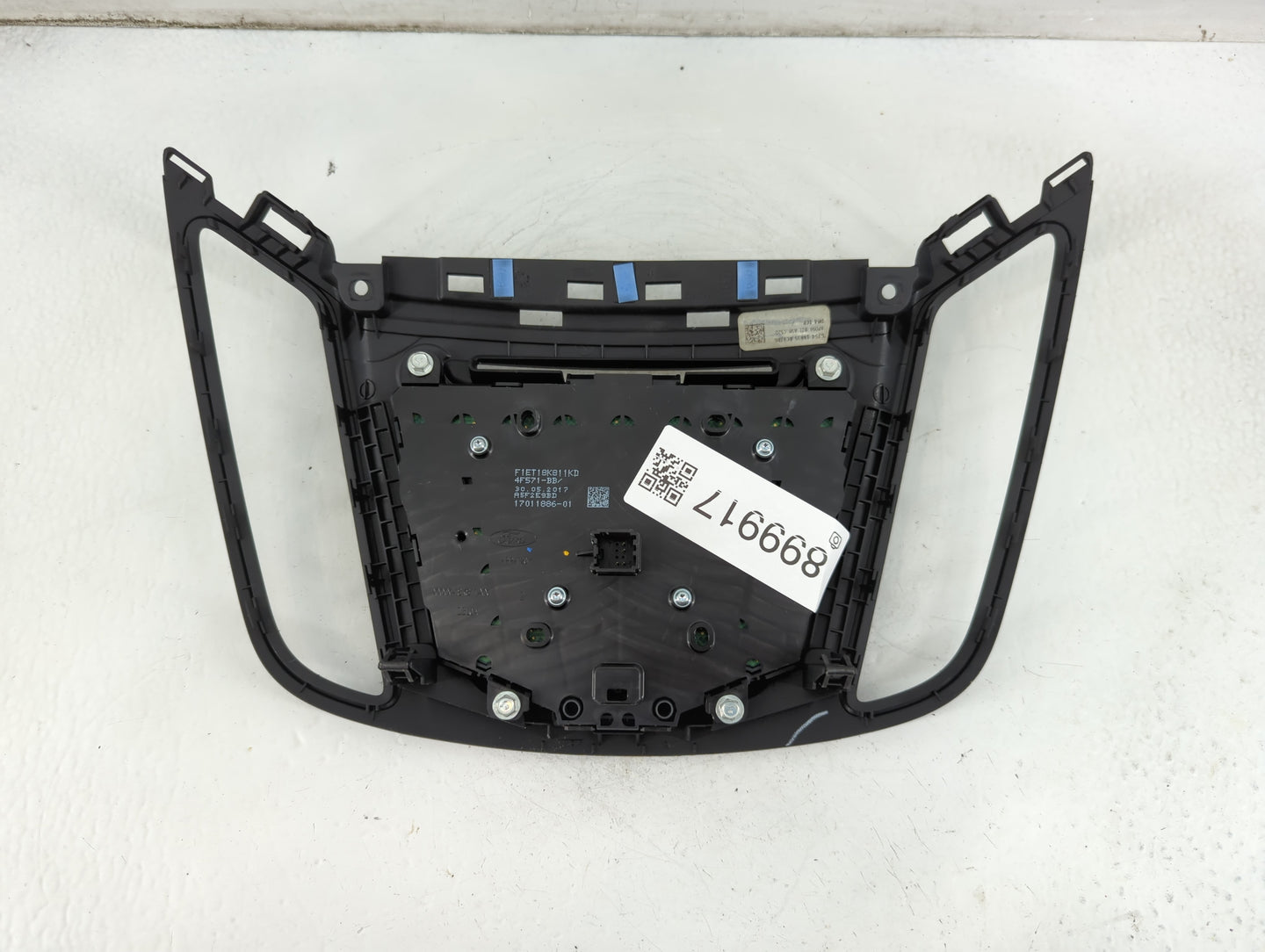 2017-2019 Ford Escape Radio AM FM Cd Player Receiver Replacement P/N:F1ET 18K811 KD Fits Fits 2015 2016 2017 2018 2019 OEM Used Auto Parts - Oemusedautoparts1.com