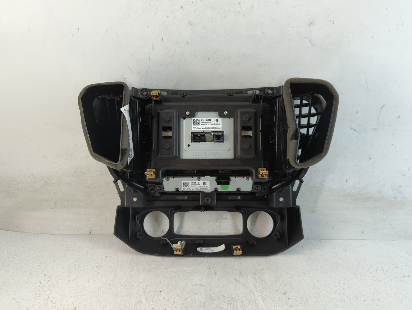 2017 Gmc Acadia Radio AM FM Cd Player Receiver Replacement P/N:42430301 84173748 Fits OEM Used Auto Parts - Oemusedautoparts1.com