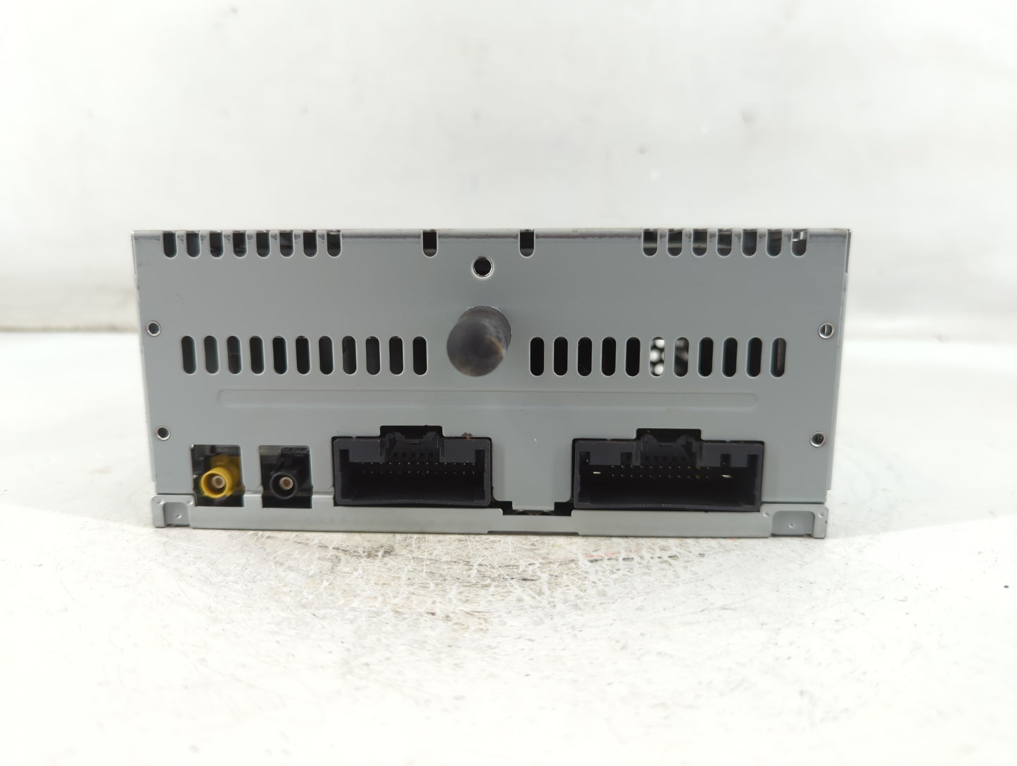 2016-2017 Ford Explorer Radio AM FM Cd Player Receiver Replacement P/N:GB5T-19C107-BG HB5T-19C107-BB Fits Fits 2016 2017 OEM Used Auto Parts - Oemusedautoparts1.com