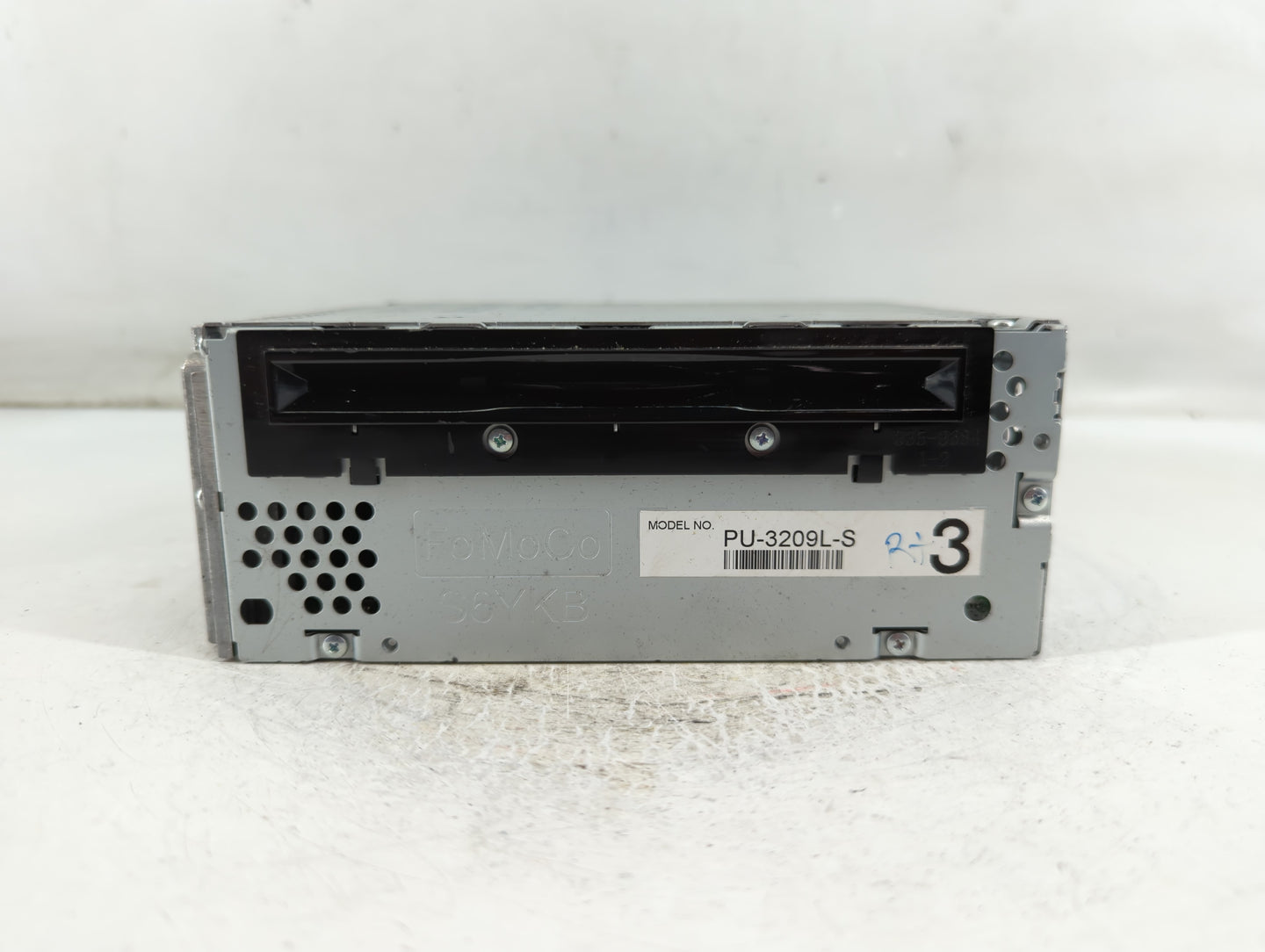 2011 Lincoln Mkx Radio AM FM Cd Player Receiver Replacement P/N:BT4T-19C107-FB Fits OEM Used Auto Parts - Oemusedautoparts1.com