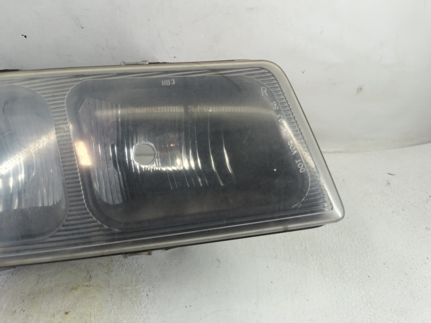 2008 Chevrolet Express 3500 Passenger Right Oem Head Light Headlight Lamp