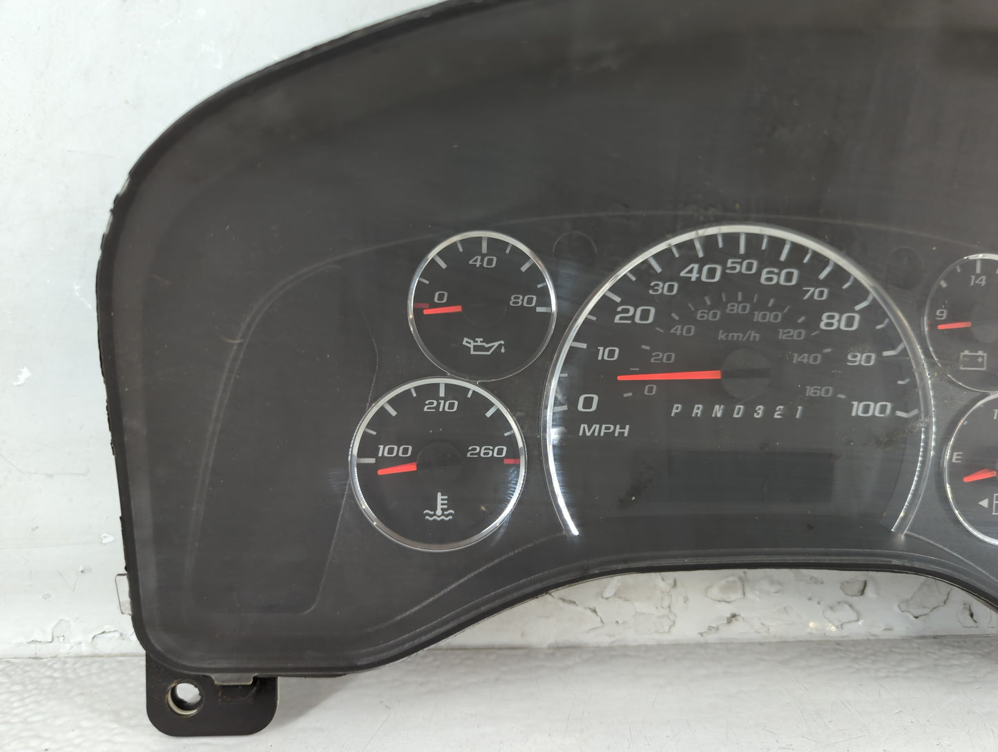 0 Chevrolet Express 3500 Instrument Cluster Speedometer Gauges P/N:25877887 Fits OEM Used Auto Parts