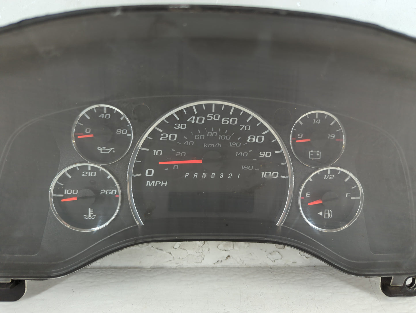 0 Chevrolet Express 3500 Instrument Cluster Speedometer Gauges P/N:25877887 Fits OEM Used Auto Parts