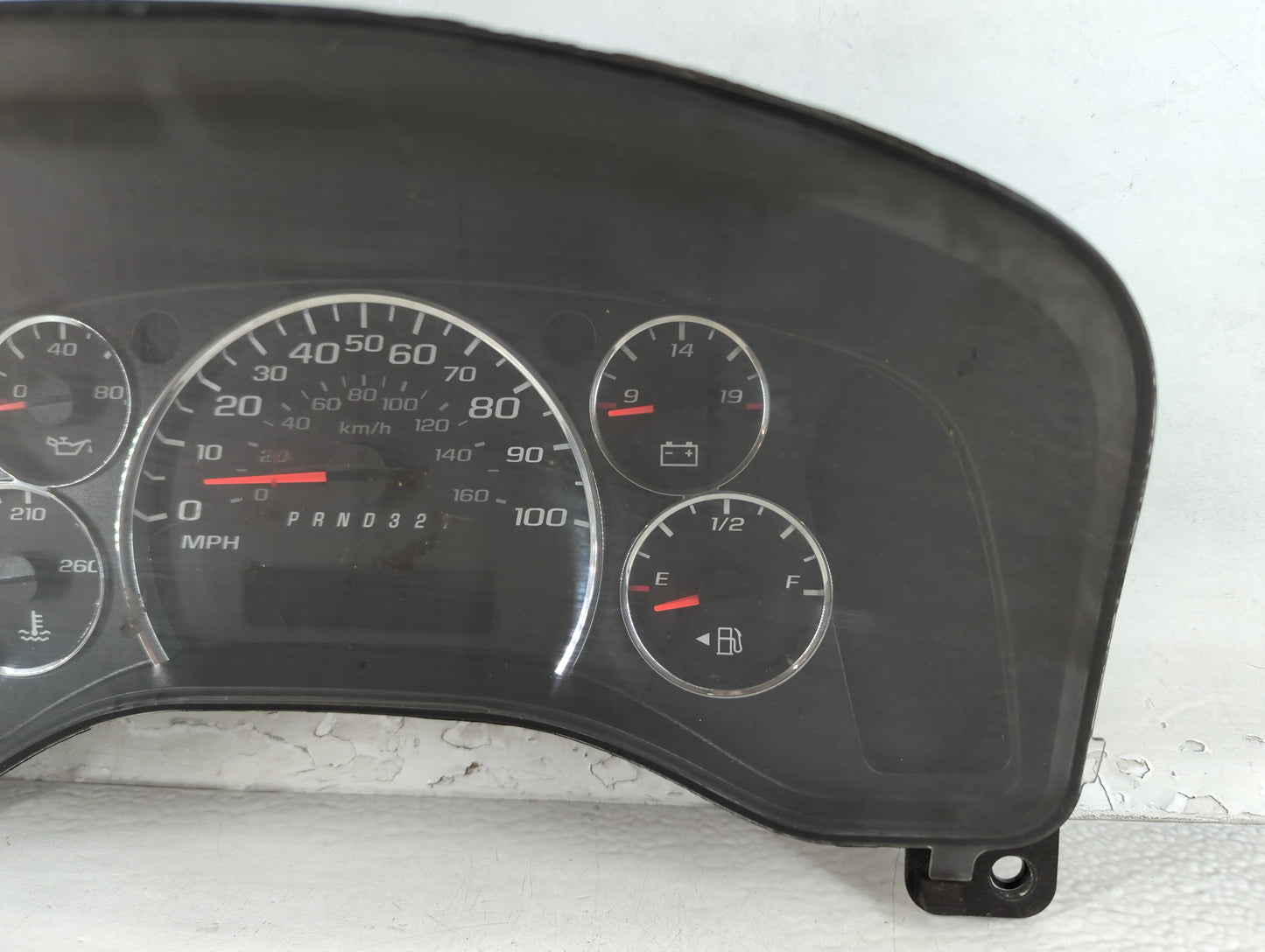 0 Chevrolet Express 3500 Instrument Cluster Speedometer Gauges P/N:25877887 Fits OEM Used Auto Parts
