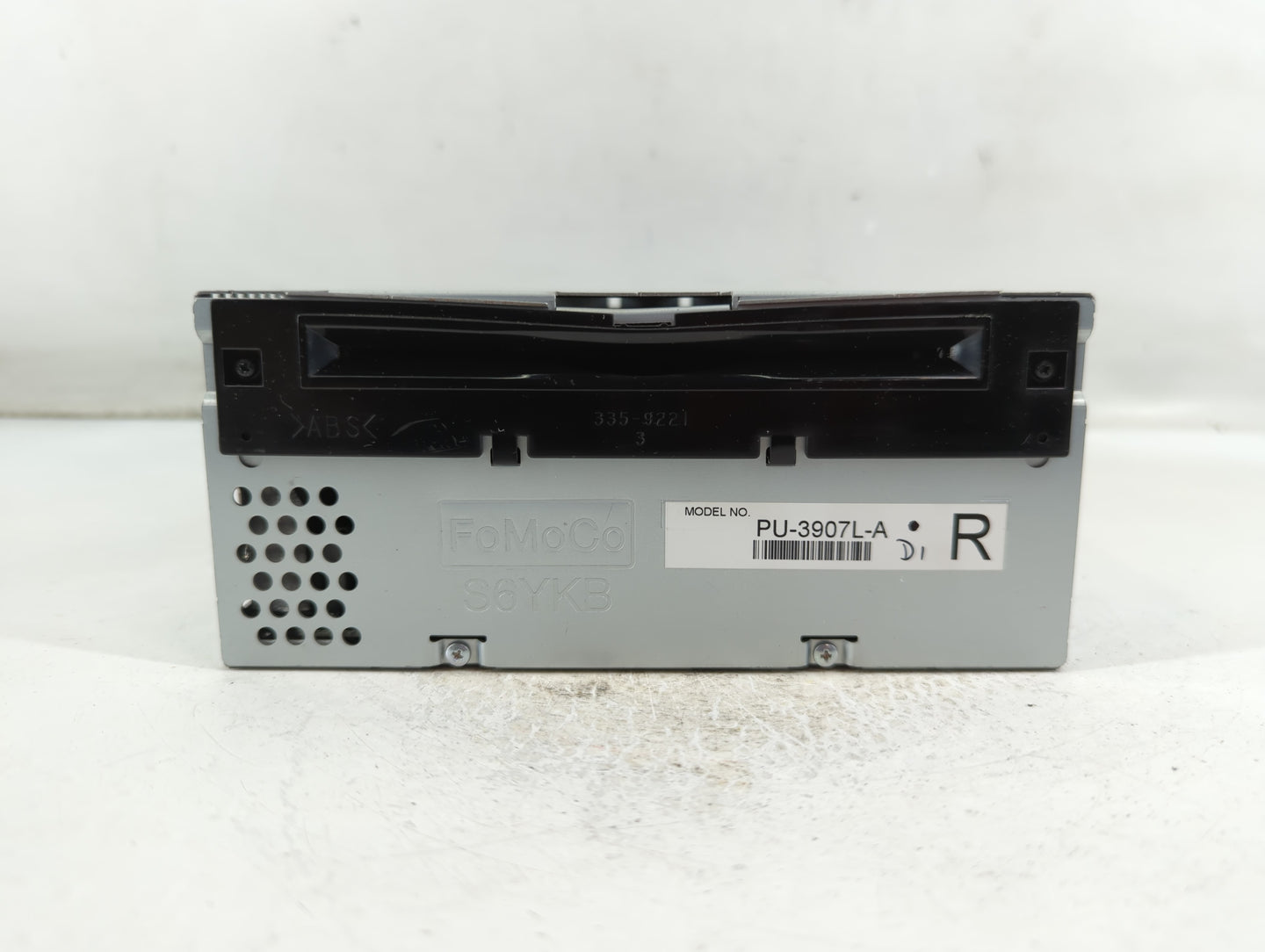 2013-2014 Ford Edge Radio AM FM Cd Player Receiver Replacement P/N:ET4T 19C107 JA Fits Fits 2013 2014 OEM Used Auto Parts - Oemusedautoparts1.com
