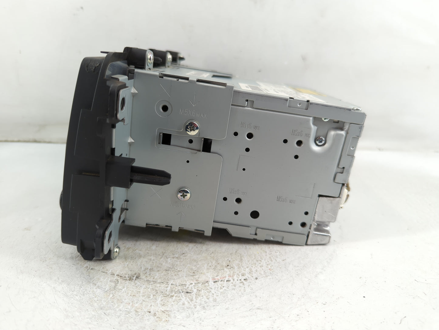 2009-2010 Mazda Cx-9 Radio AM FM Cd Player Receiver Replacement P/N:09K1B3978383 14795565 Fits Fits 2009 2010 OEM Used Auto Parts