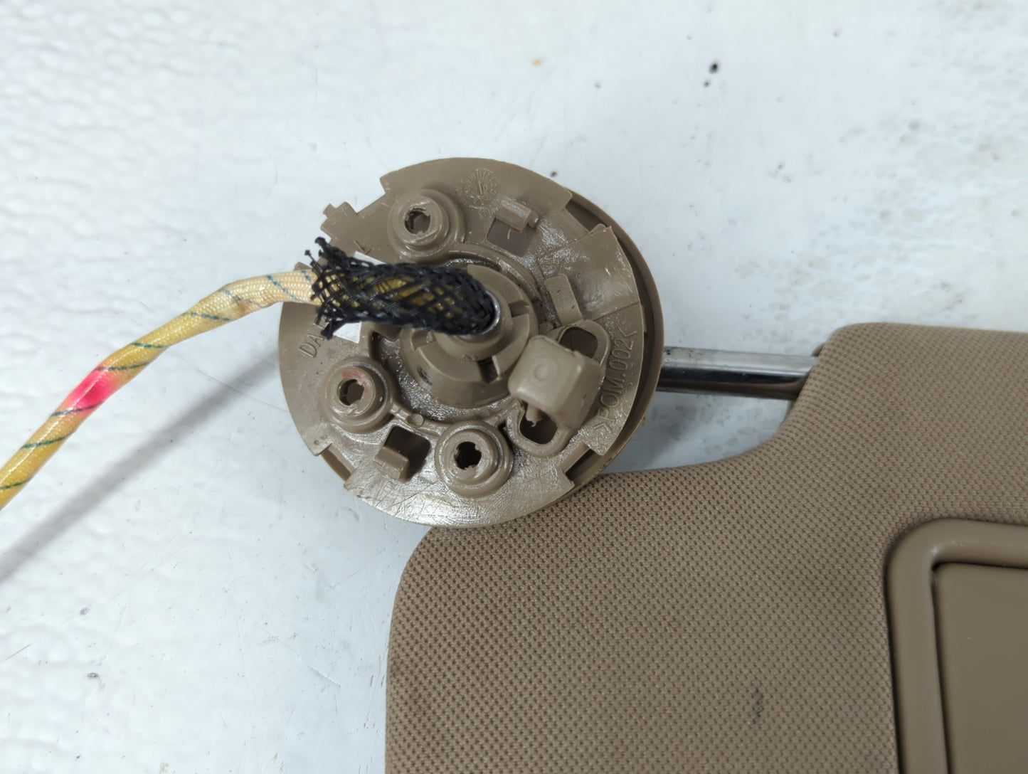 2004-2012 Chevrolet Malibu Sun Visor Shade Replacement Driver Left Mirror Fits Fits 2004 2005 2008 2009 2010 2011 2012 OEM Used Auto Parts