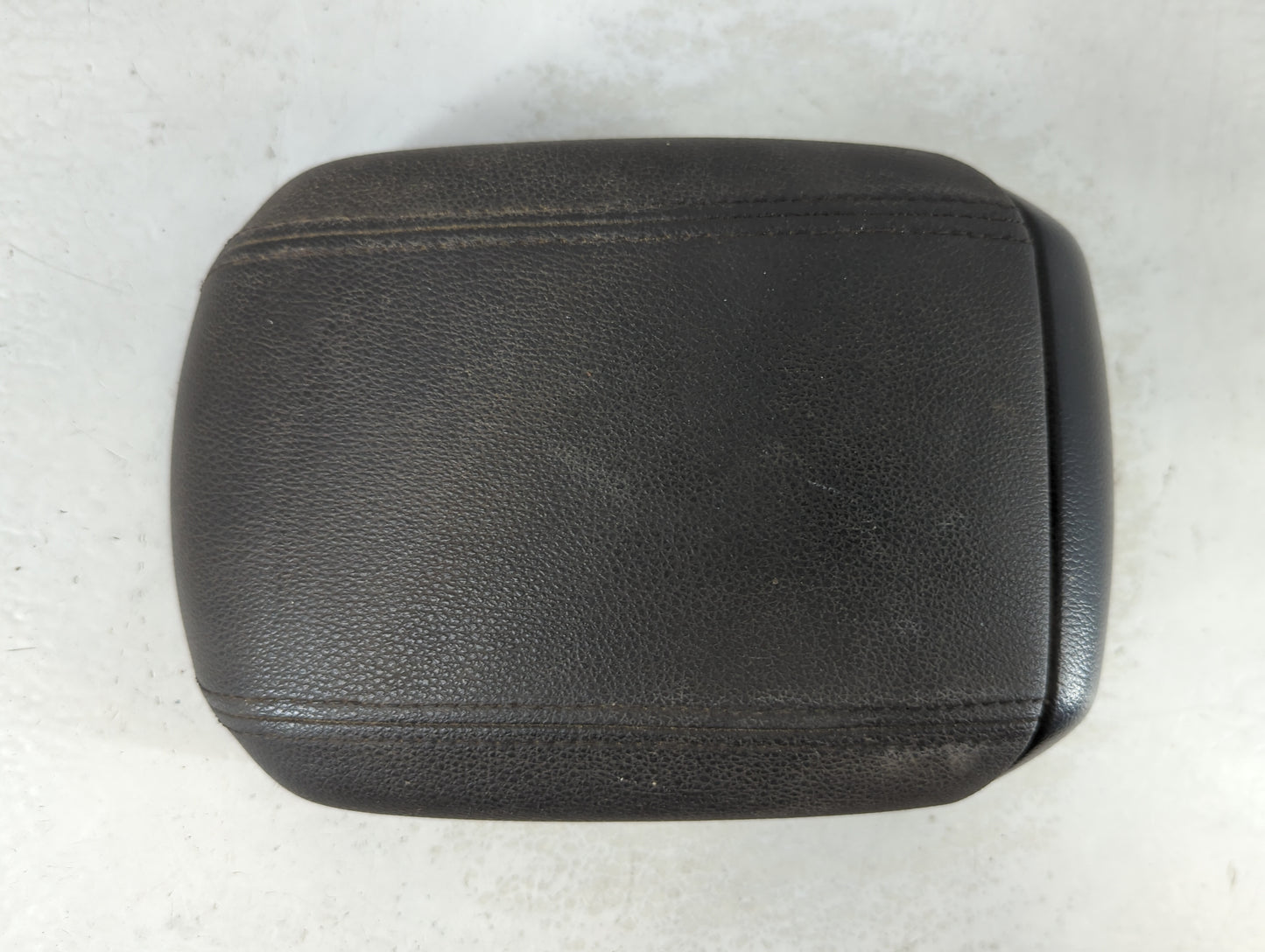 2013-2016 Chevrolet Cruze Center Console Armrest Cover Lid Fits Fits 2013 2014 2015 2016 OEM Used Auto Parts - Oemusedautoparts1.com