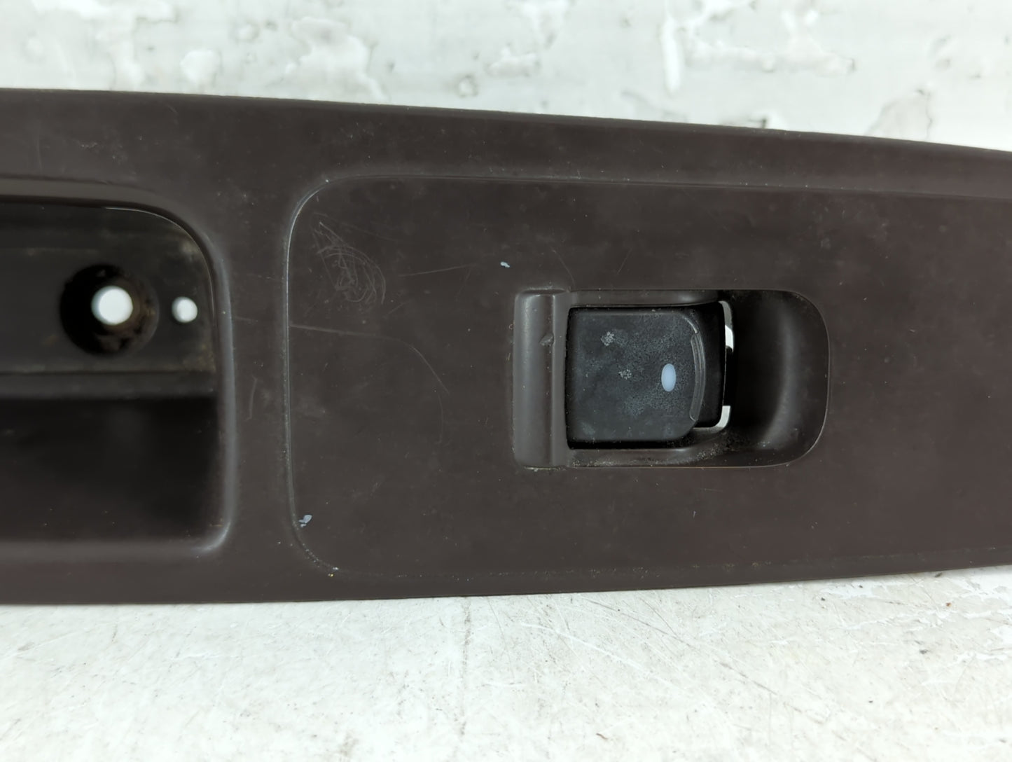 2012 Chevrolet Malibu Center Console Armrest Cover Lid P/N:17463410 20952778 Fits OEM Used Auto Parts - Oemusedautoparts1.com