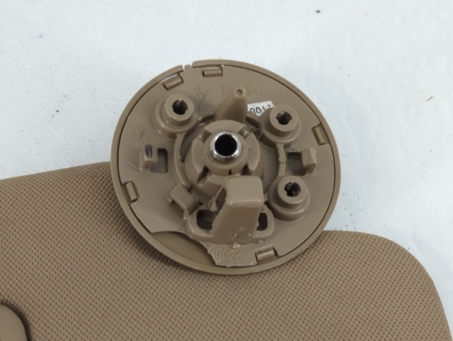 2004-2012 Chevrolet Malibu Sun Visor Shade Replacement Passenger Right Mirror Fits Fits 2004 2005 2008 2009 2010 2011 2012 OEM Used Auto Parts