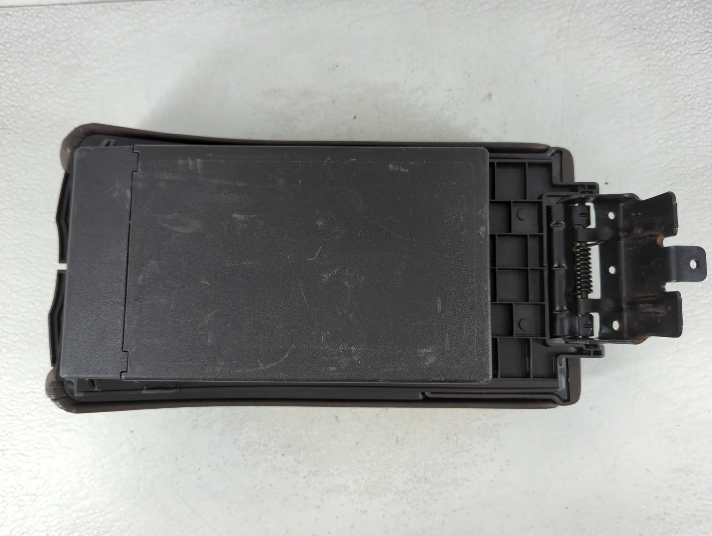 2012 Chevrolet Malibu Center Floor Console Fits OEM Used Auto Parts - Oemusedautoparts1.com