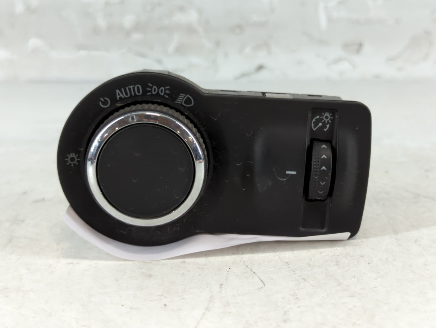 2011 Chevrolet Cruze Headlight Head Light Switch Lamp Control 94725717 - Oemusedautoparts1.com