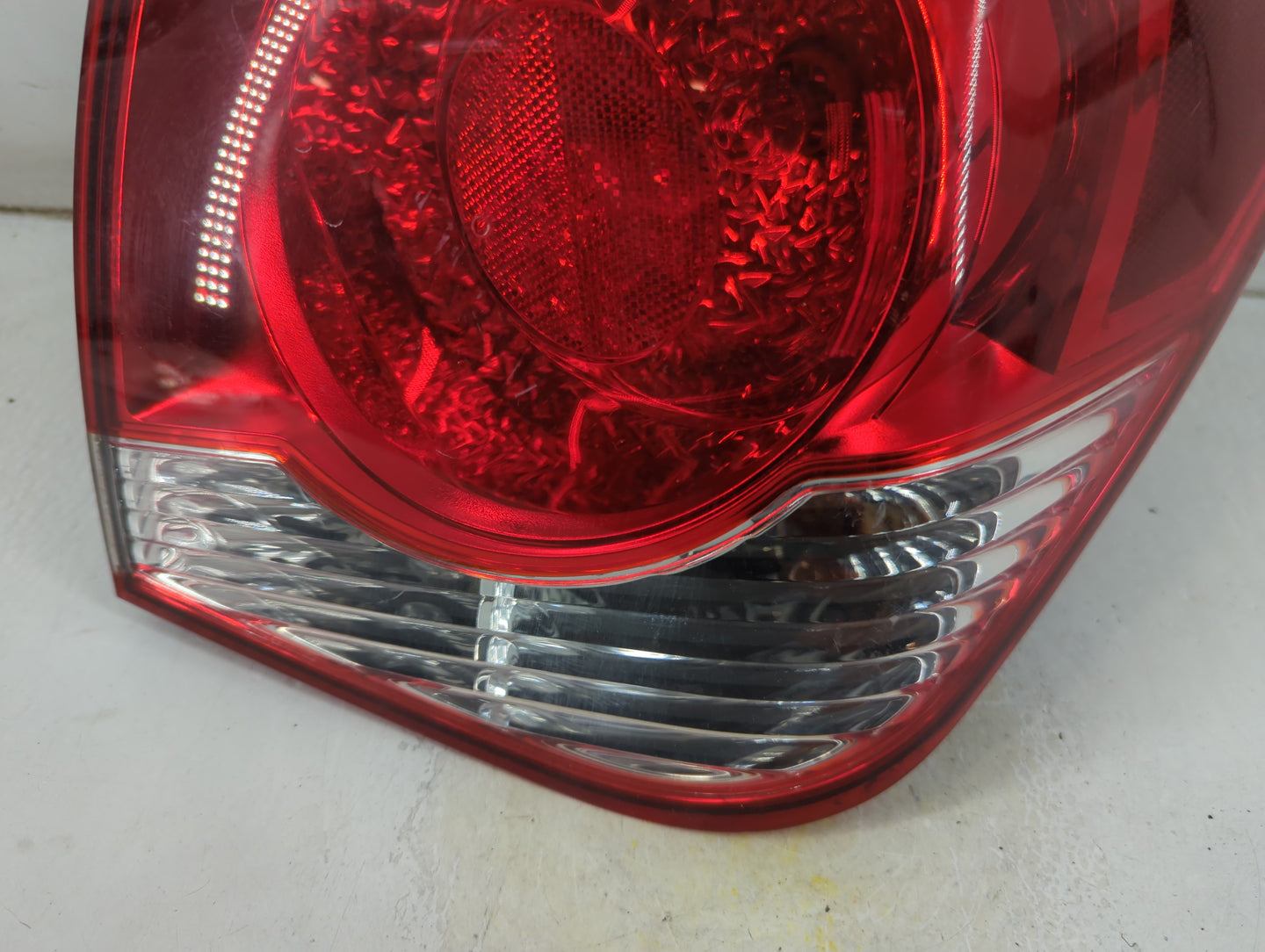 2011-2016 Chevrolet Cruze Tail Light Assembly Passenger Right OEM P/N:#3057K LCP Fits Fits 2011 2012 2013 2014 2015 2016 OEM Used Auto Parts - Oemusedautoparts1.com
