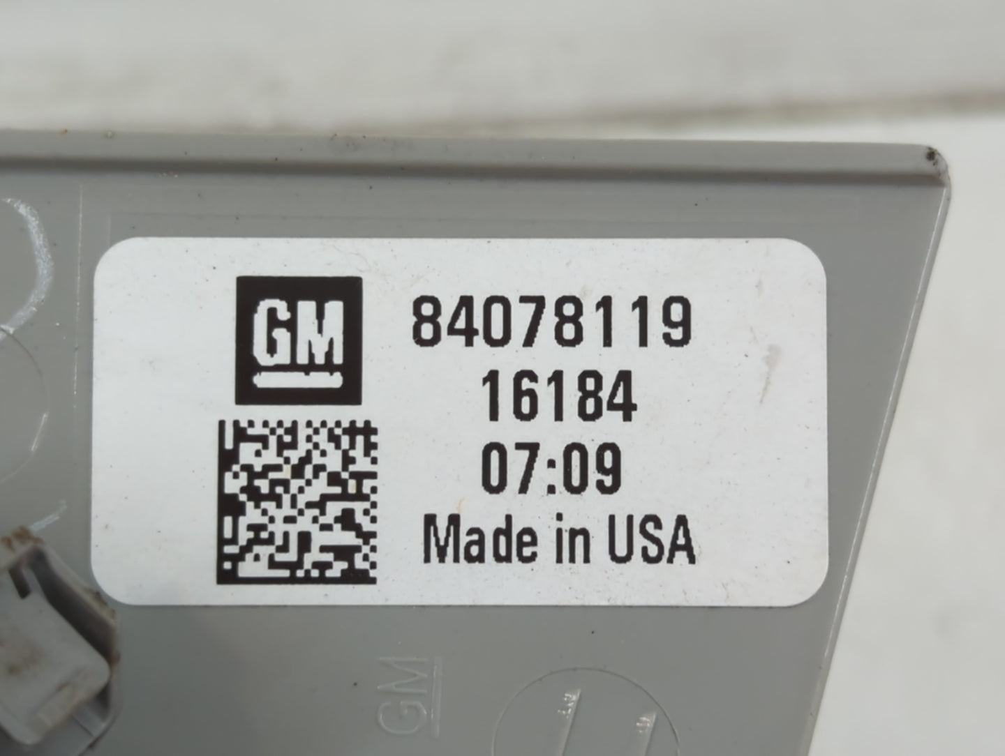 2016 Chevrolet Cruze Tail Light Assembly Passenger Right OEM P/N:84078119 Fits OEM Used Auto Parts - Oemusedautoparts1.com