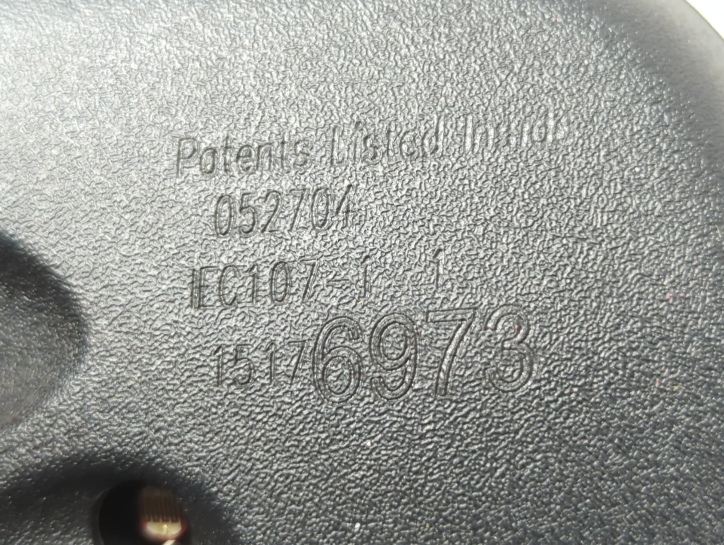 2004 Cadillac Escalade Interior Rear View Mirror Replacement OEM P/N:15176973 Fits OEM Used Auto Parts