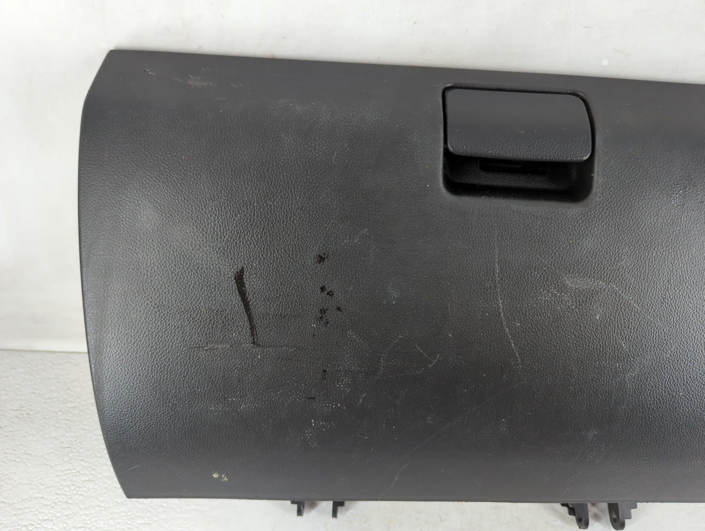 2008 Saturn Vue Passenger Glove Box Door Storage Compartment